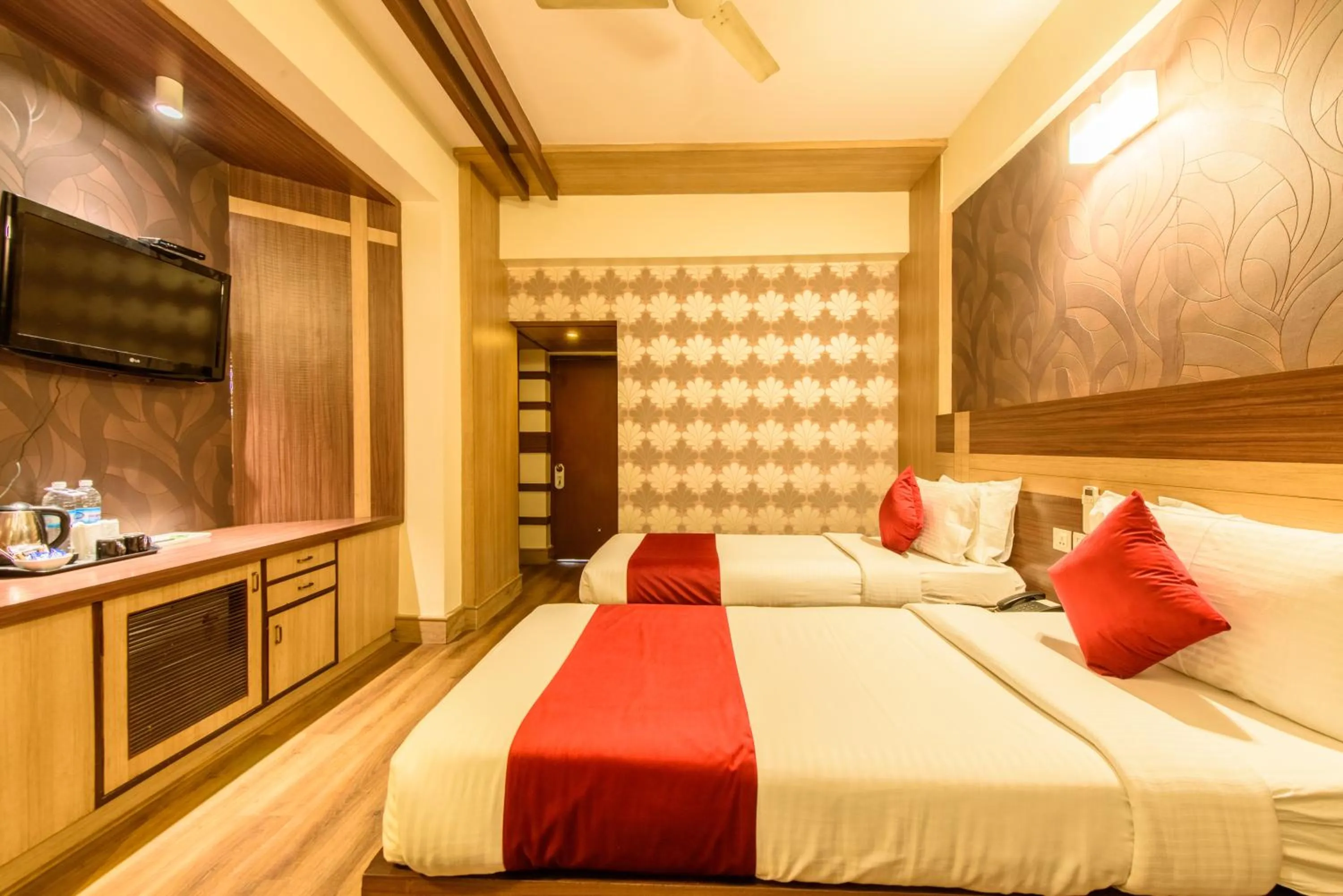 Bedroom, Bed in Bangalore Gate Hotel & Conferences