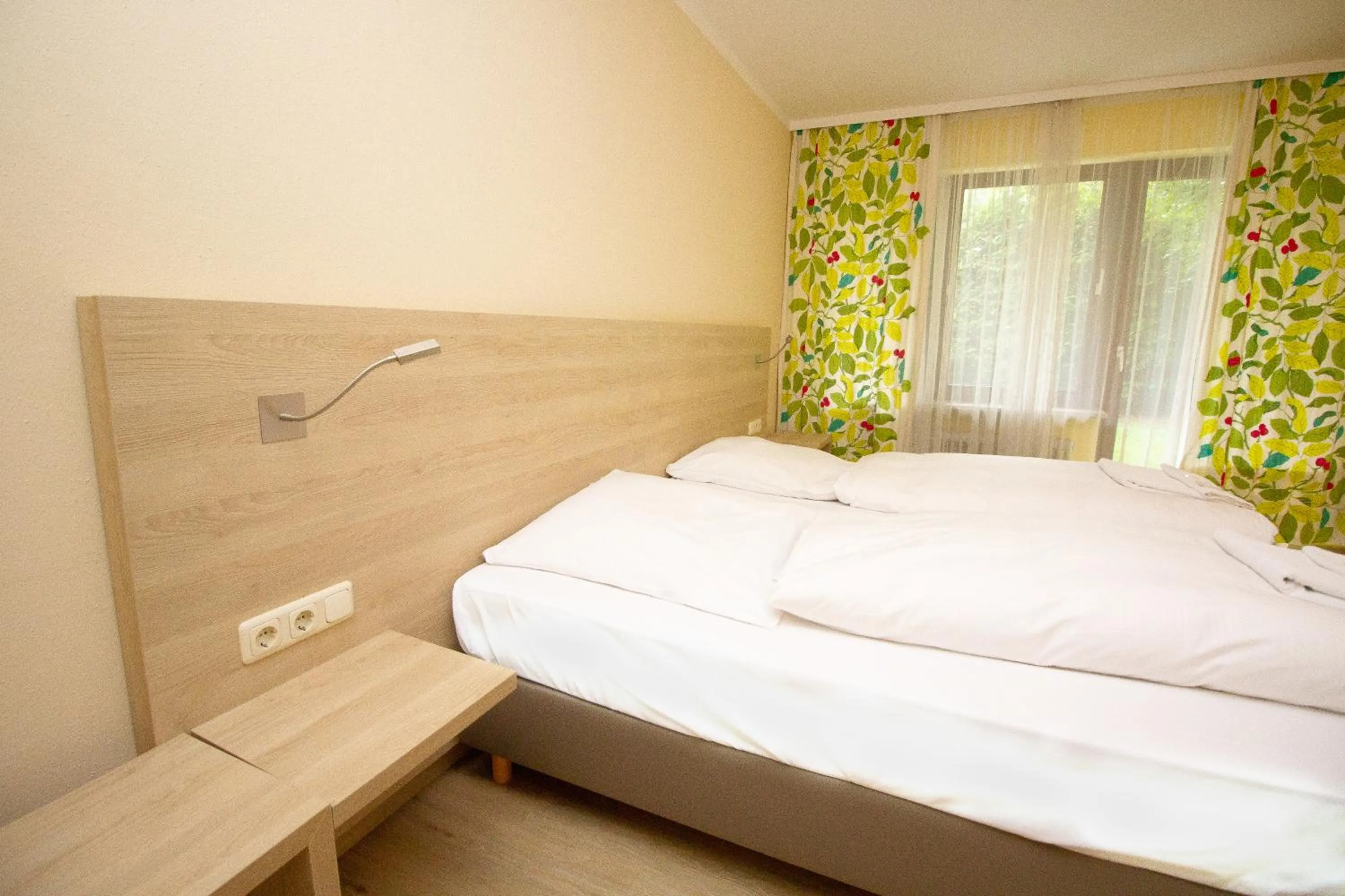 Bed in Ahorn Hotel