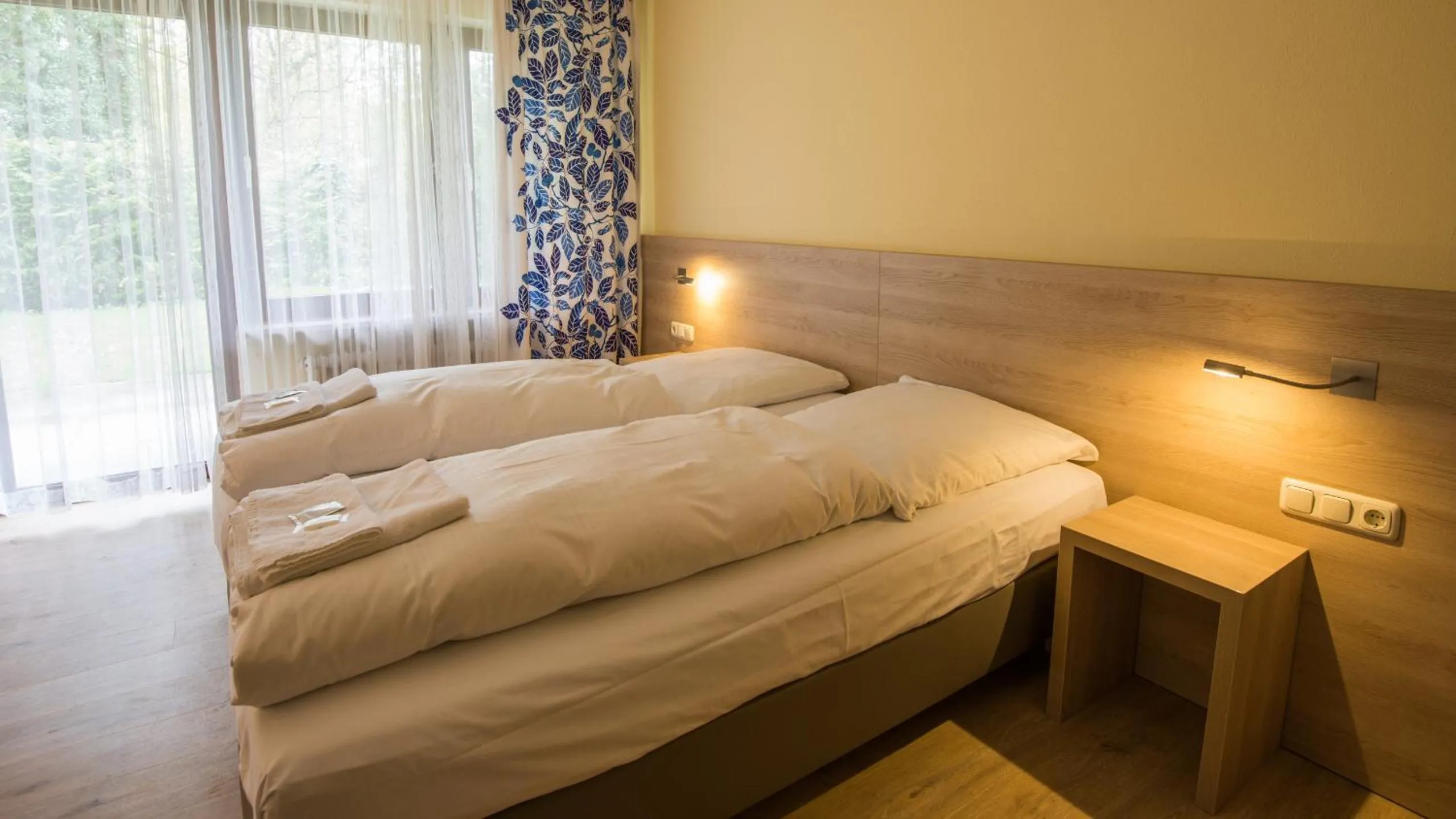 Bed in Ahorn Hotel