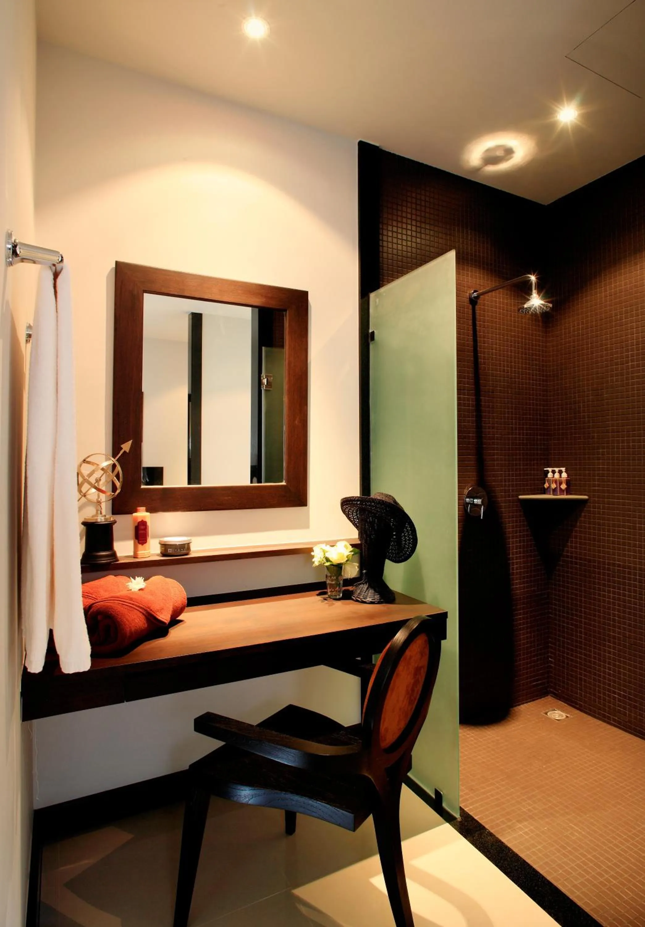 Bathroom in Two Villas HOLIDAY - Onyx Style Nai Harn Beach, Phuket