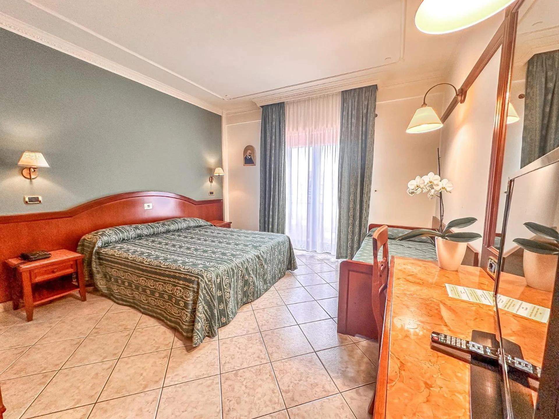 Bedroom, Bed in Hotel Valle Rossa