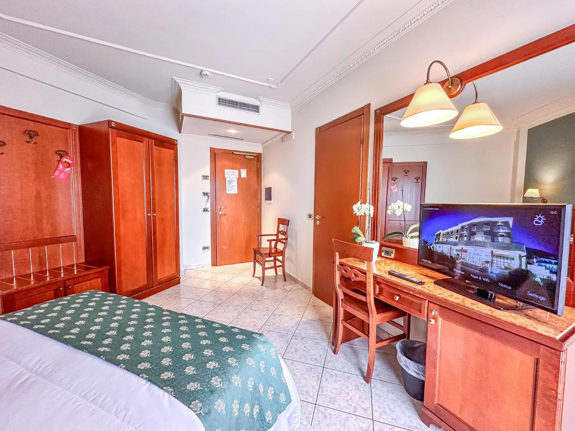 Bedroom, Bed in Hotel Valle Rossa