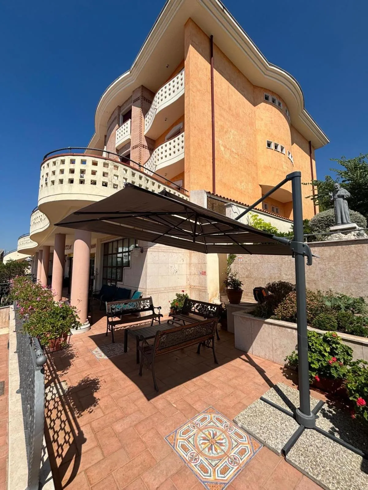 Property building in Hotel Valle Rossa