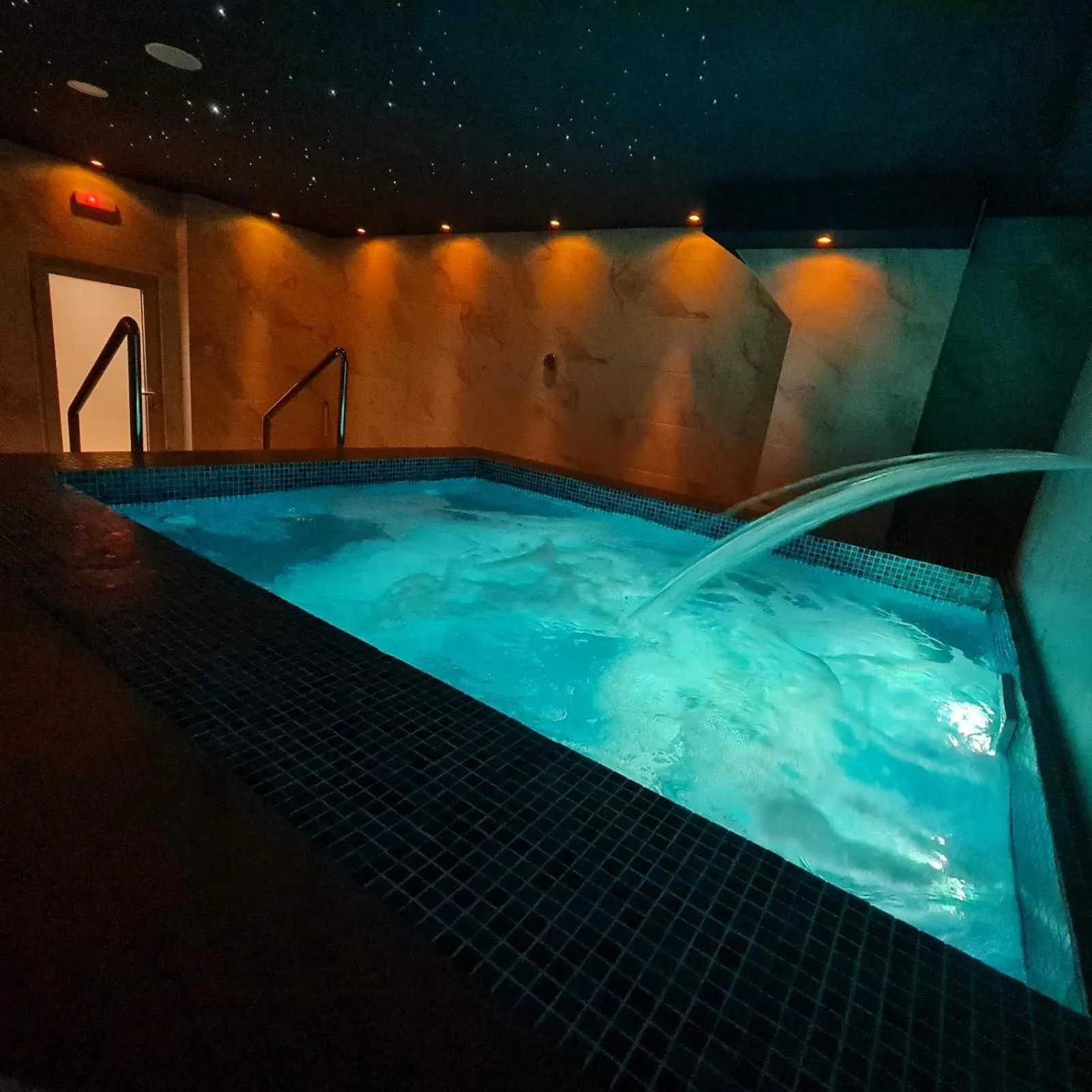 Hot Tub in Wellness&Spa Hotel Astorya