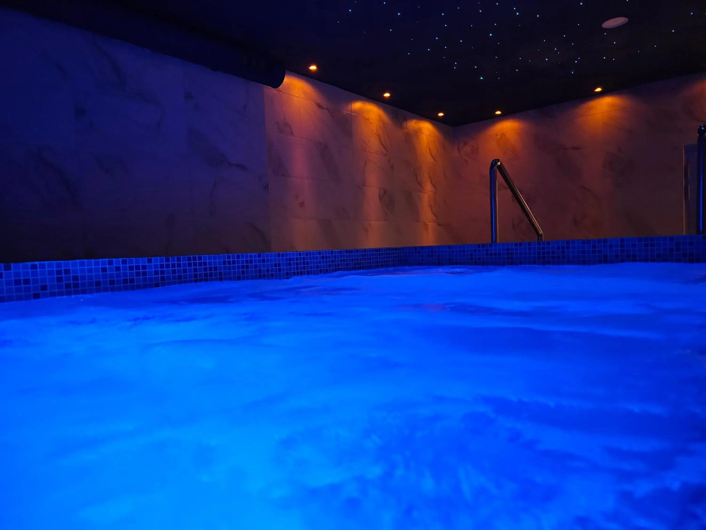 Hot Tub in Wellness&Spa Hotel Astorya