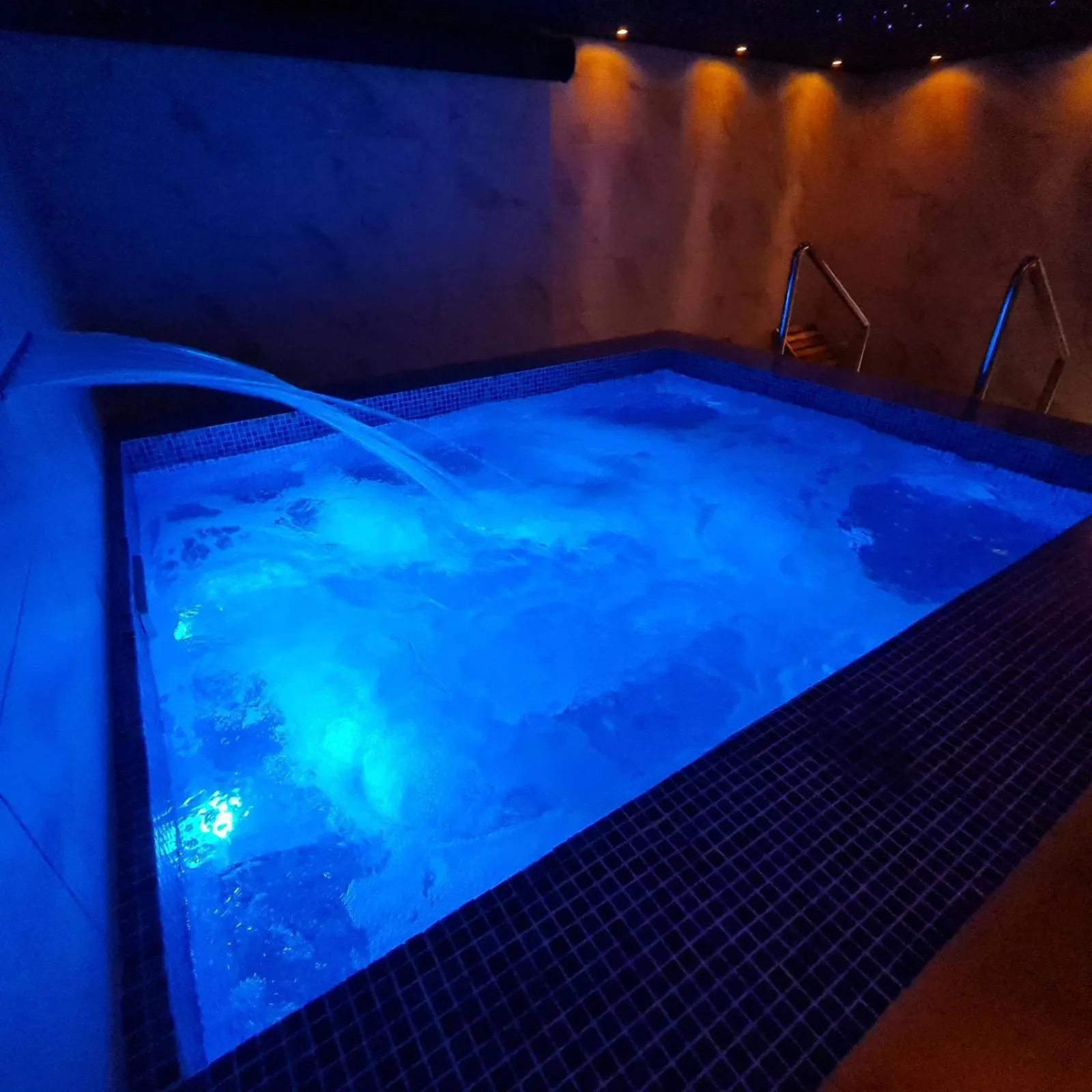 Hot Tub in Wellness&Spa Hotel Astorya