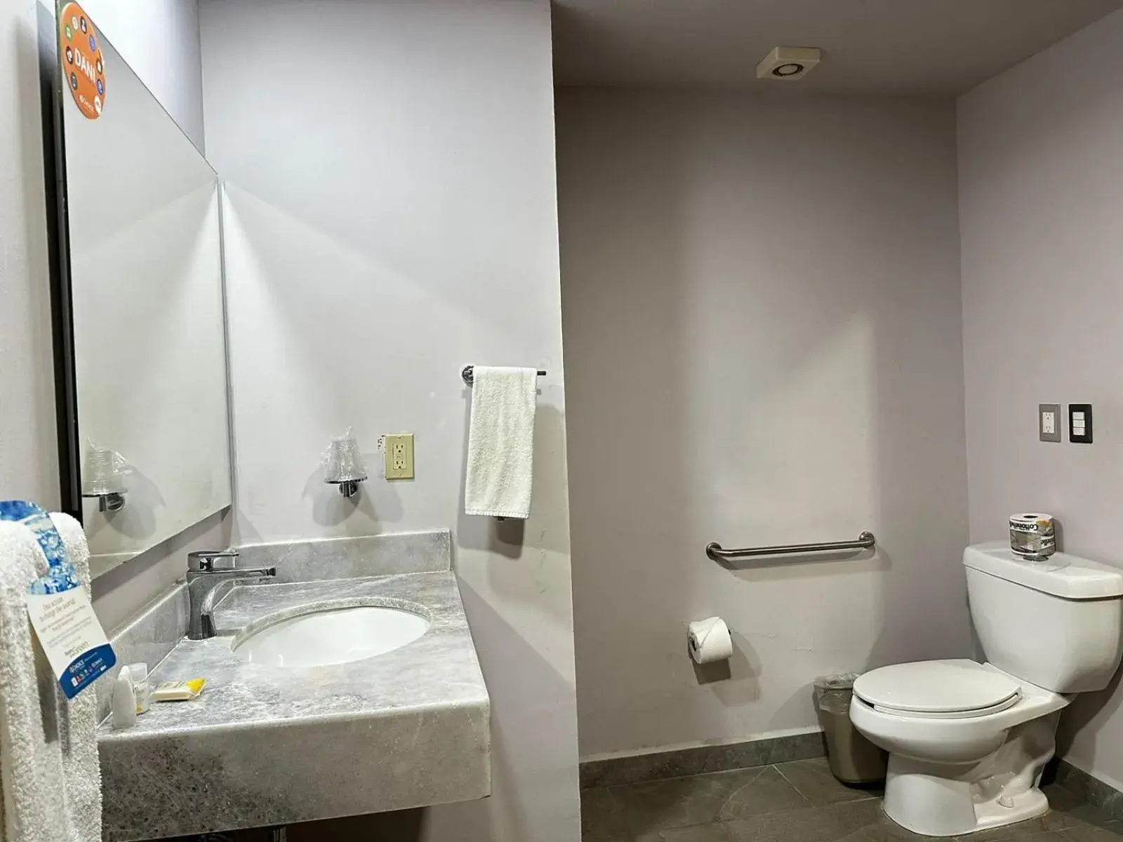 Bathroom in Comfort Inn & Suites Los Cabos Bathroom in Comfort Inn & Suites Los Cabos