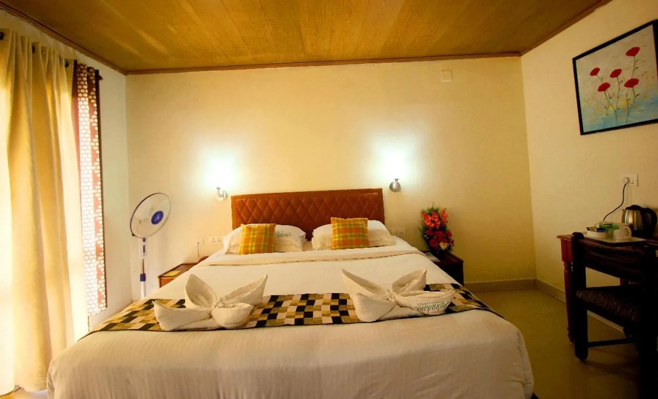 Bed in Deshadan Mountain Resort -The highest resort in Munnar