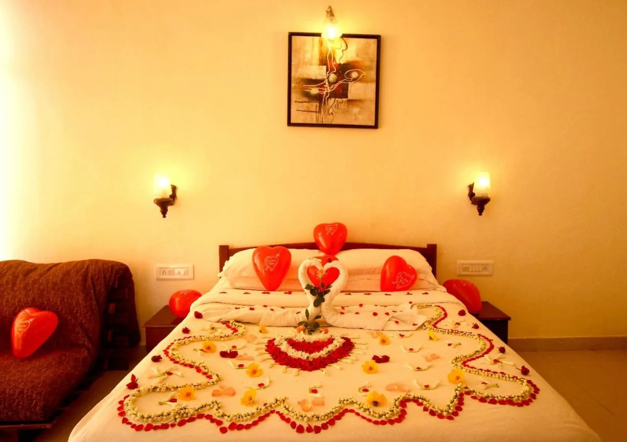 Bed in Deshadan Mountain Resort -The highest resort in Munnar