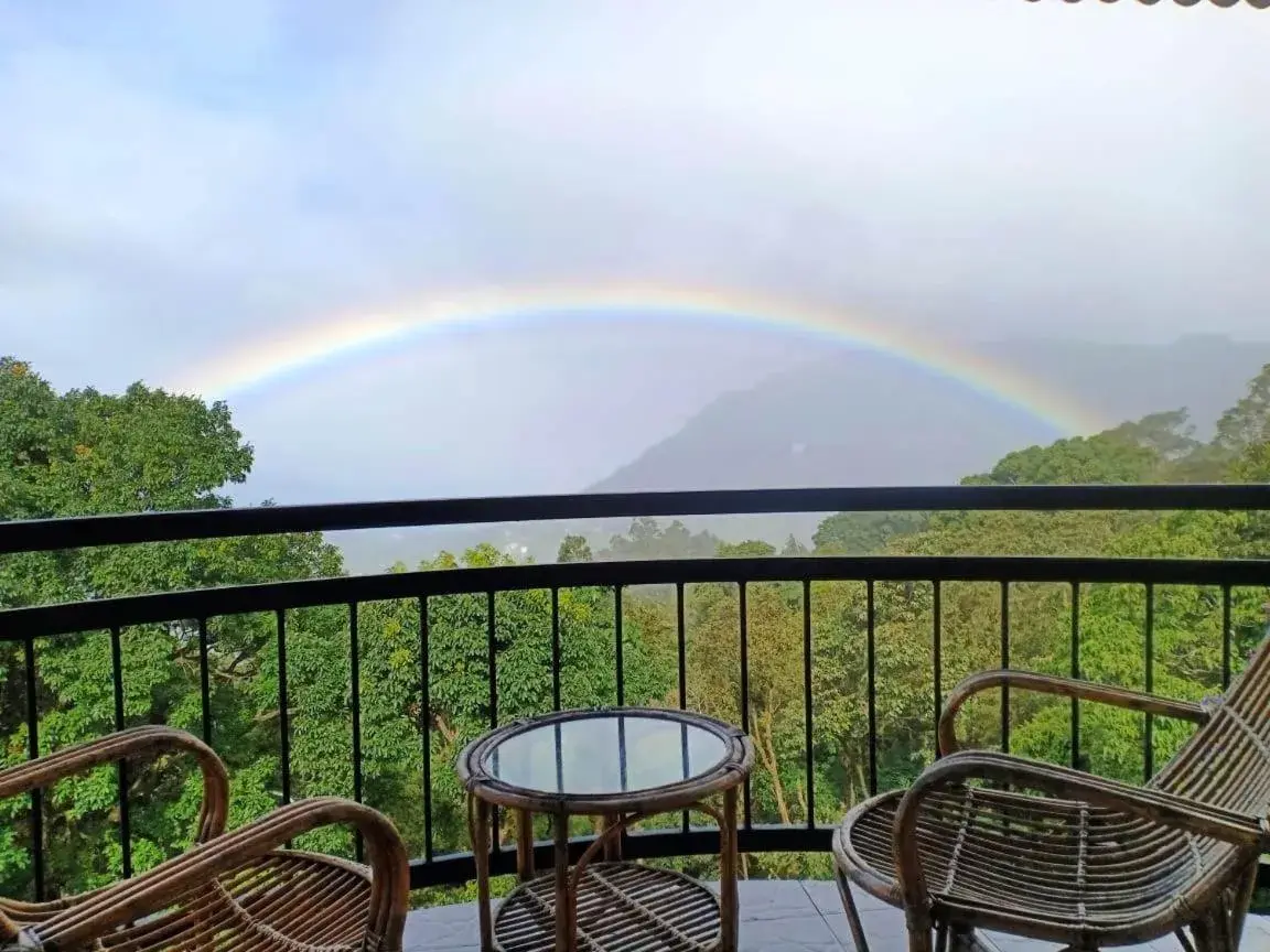 Deshadan Mountain Resort -The highest resort in Munnar Deshadan Mountain Resort -The highest resort in Munnar