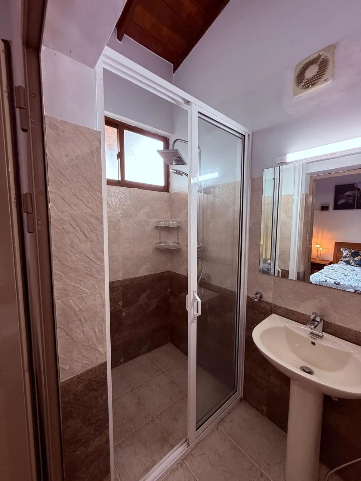 Bathroom, Bed in Resident View Homestay