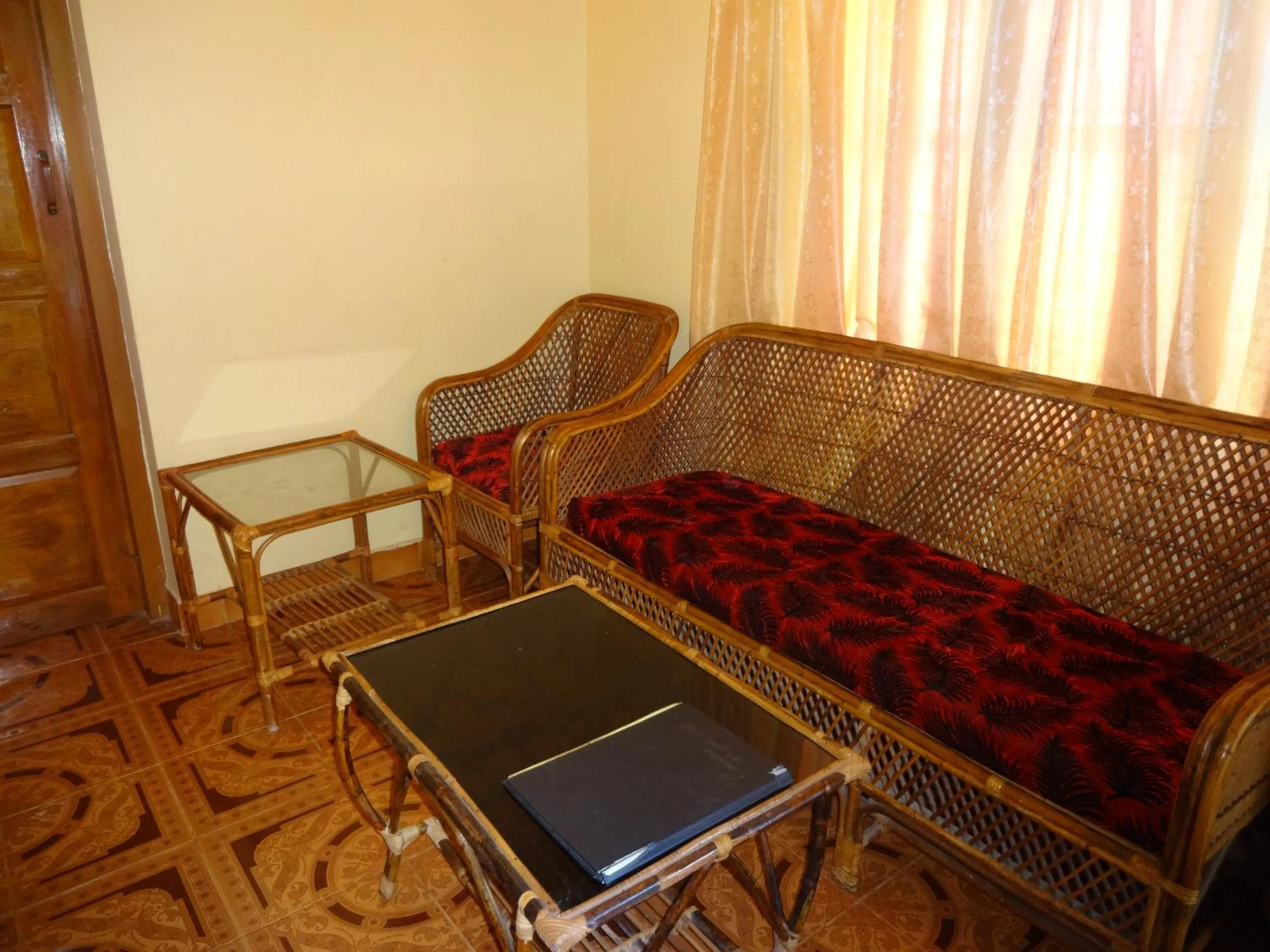 Deshadan Cliff & Beach Resort,Varkala