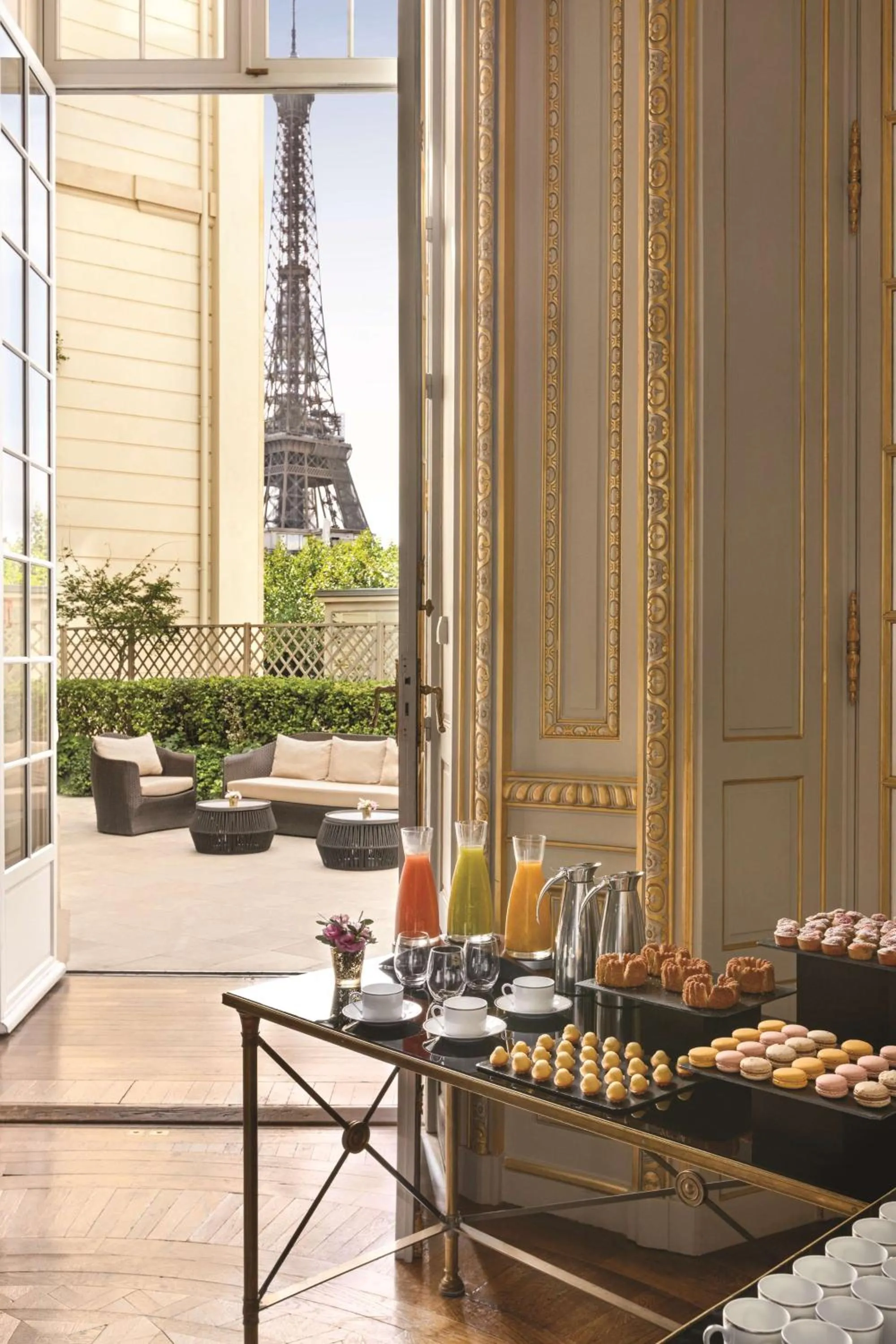 Meeting/conference room in Shangri-La Paris