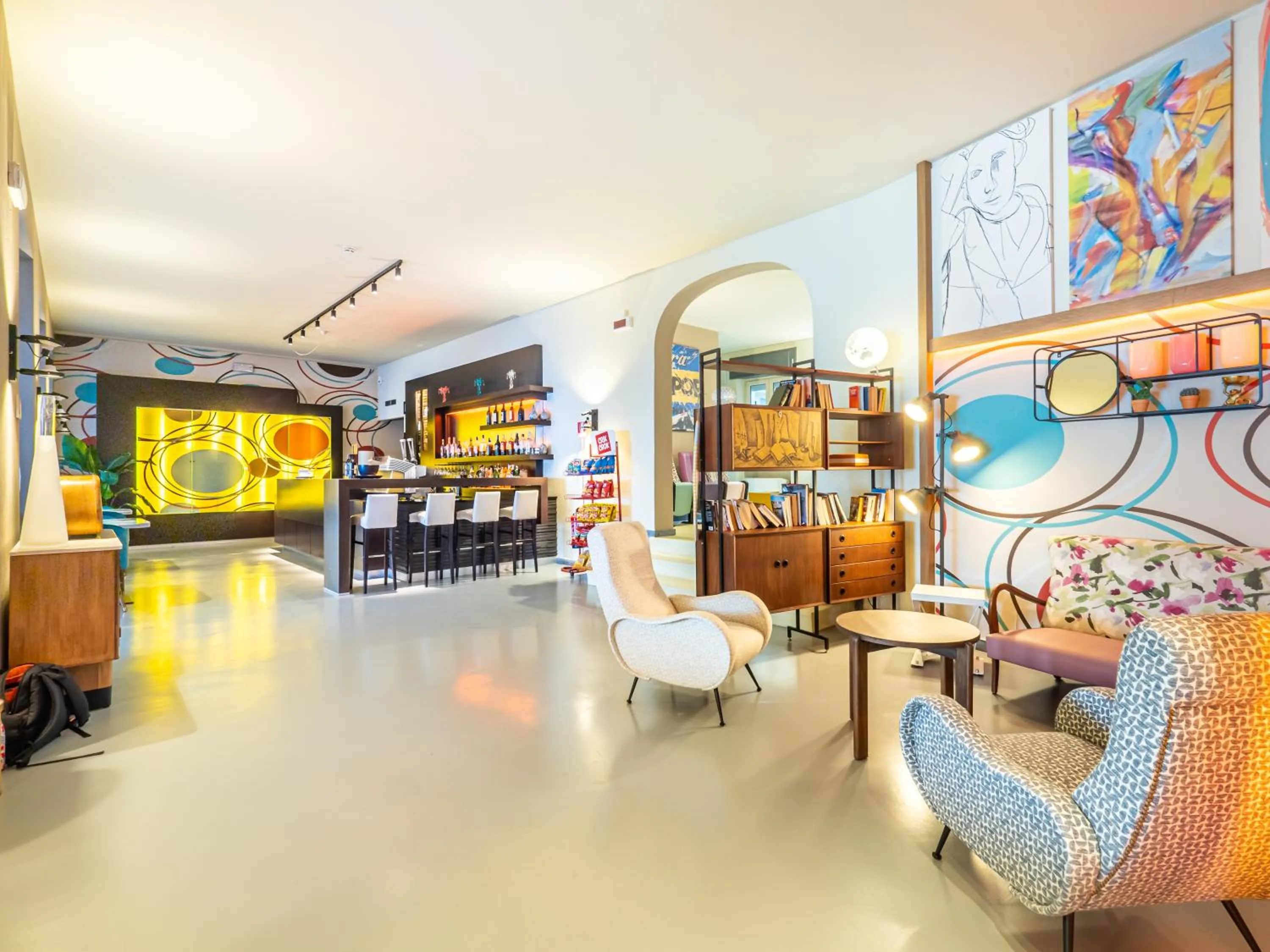 Communal lounge/ TV room in Hotel Il Nido