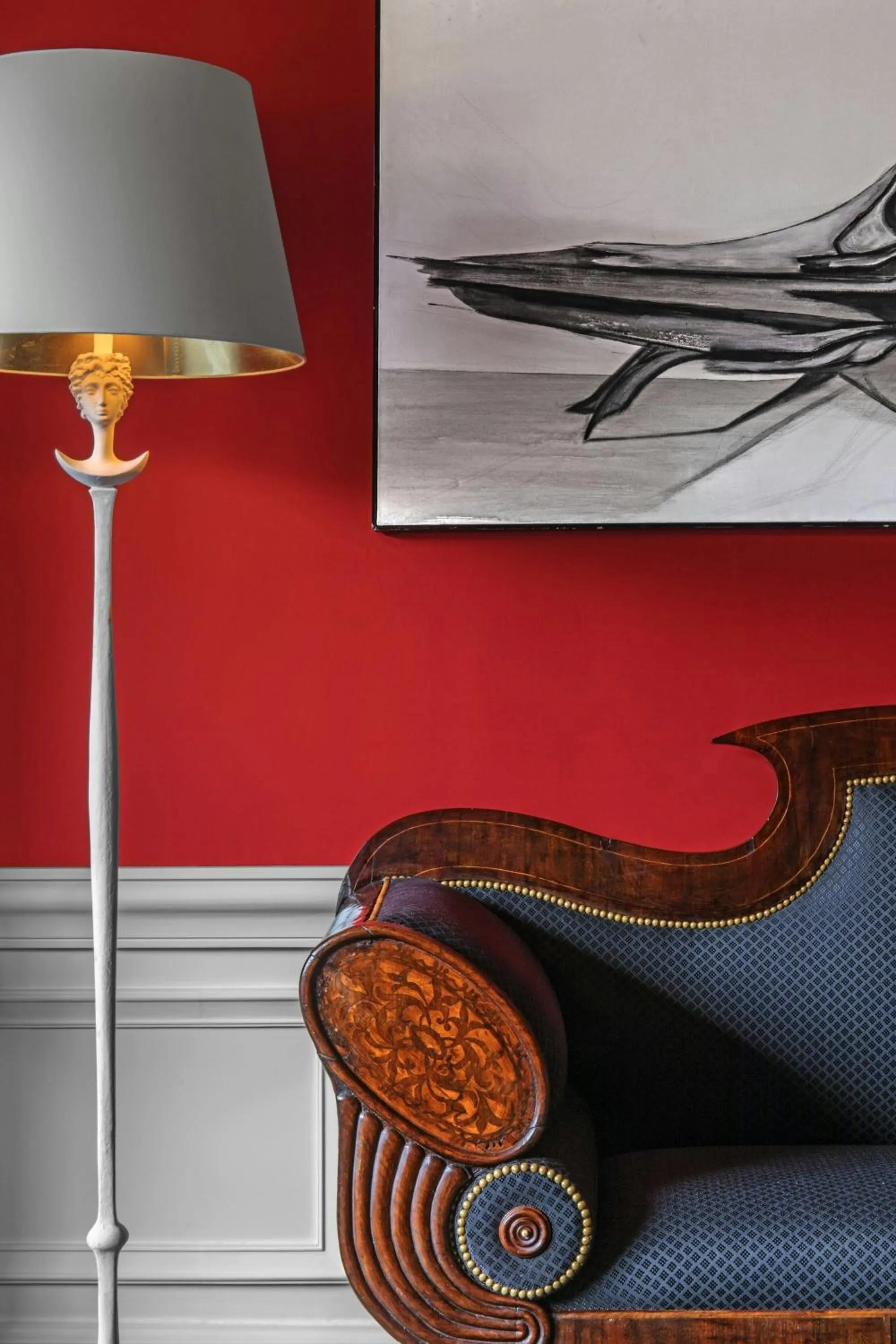 Photo of the whole room in Hôtel de Berri Champs-Élysées, a Luxury Collection Hotel