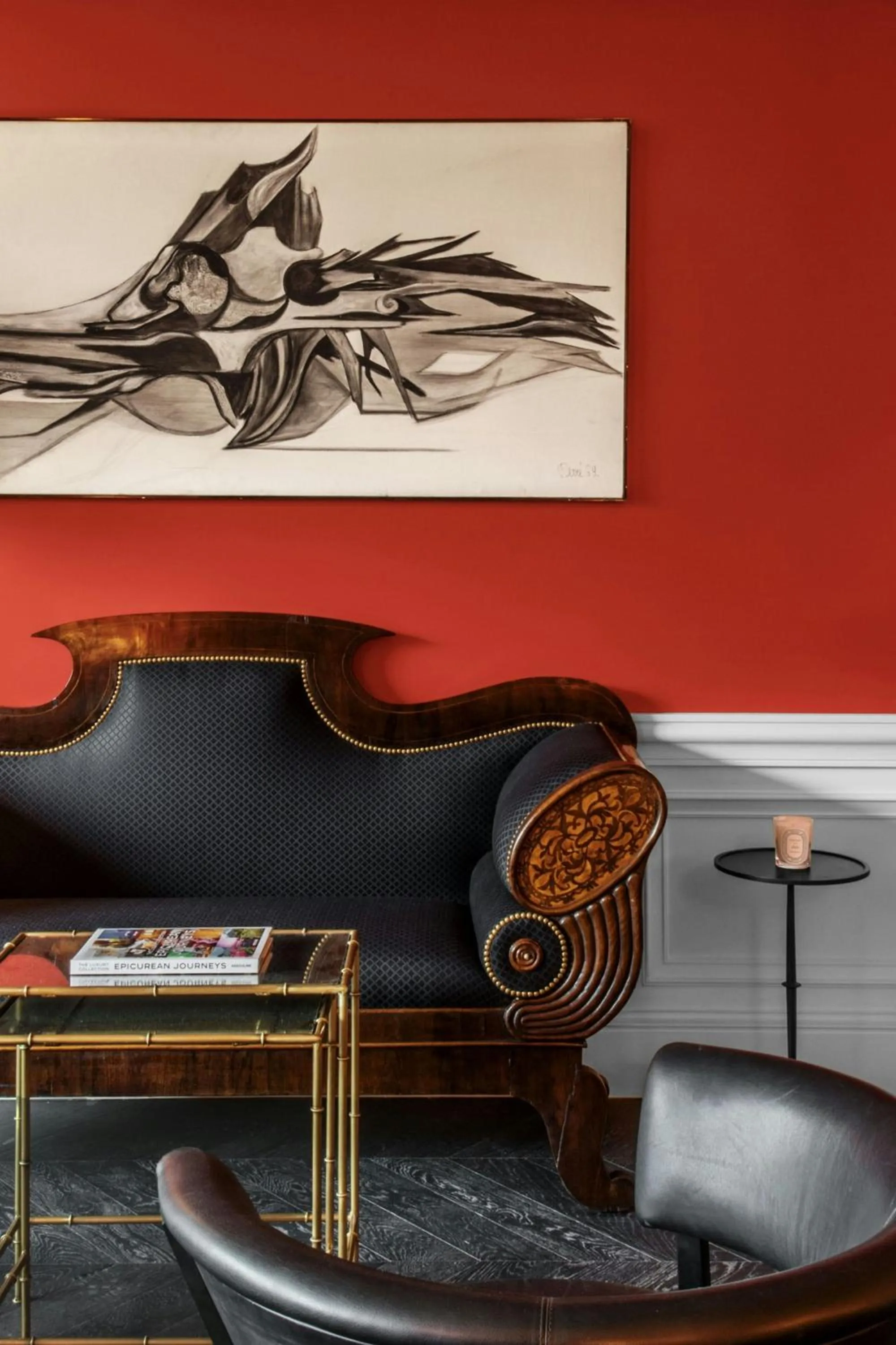 Photo of the whole room in Hôtel de Berri Champs-Élysées, a Luxury Collection Hotel