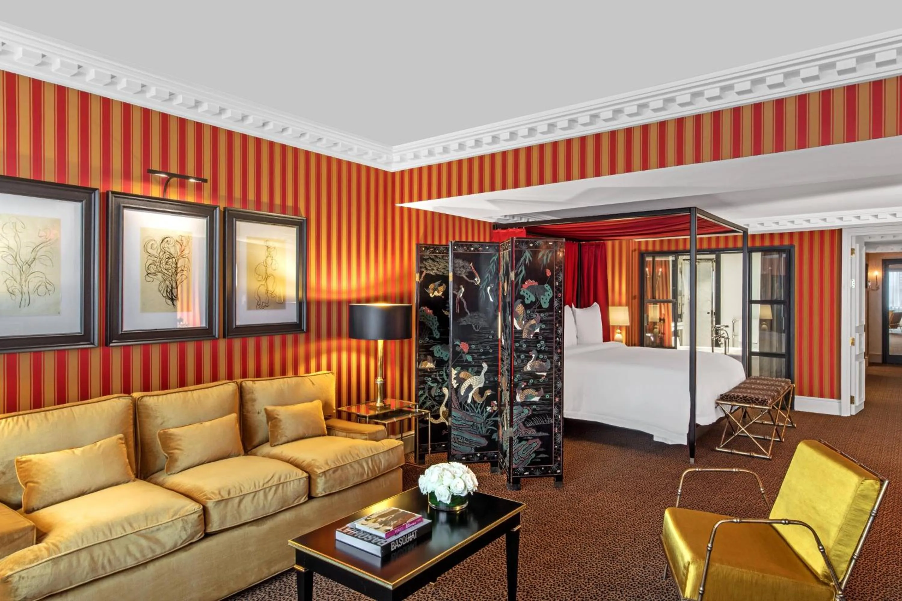 Photo of the whole room in Hôtel de Berri Champs-Élysées, a Luxury Collection Hotel