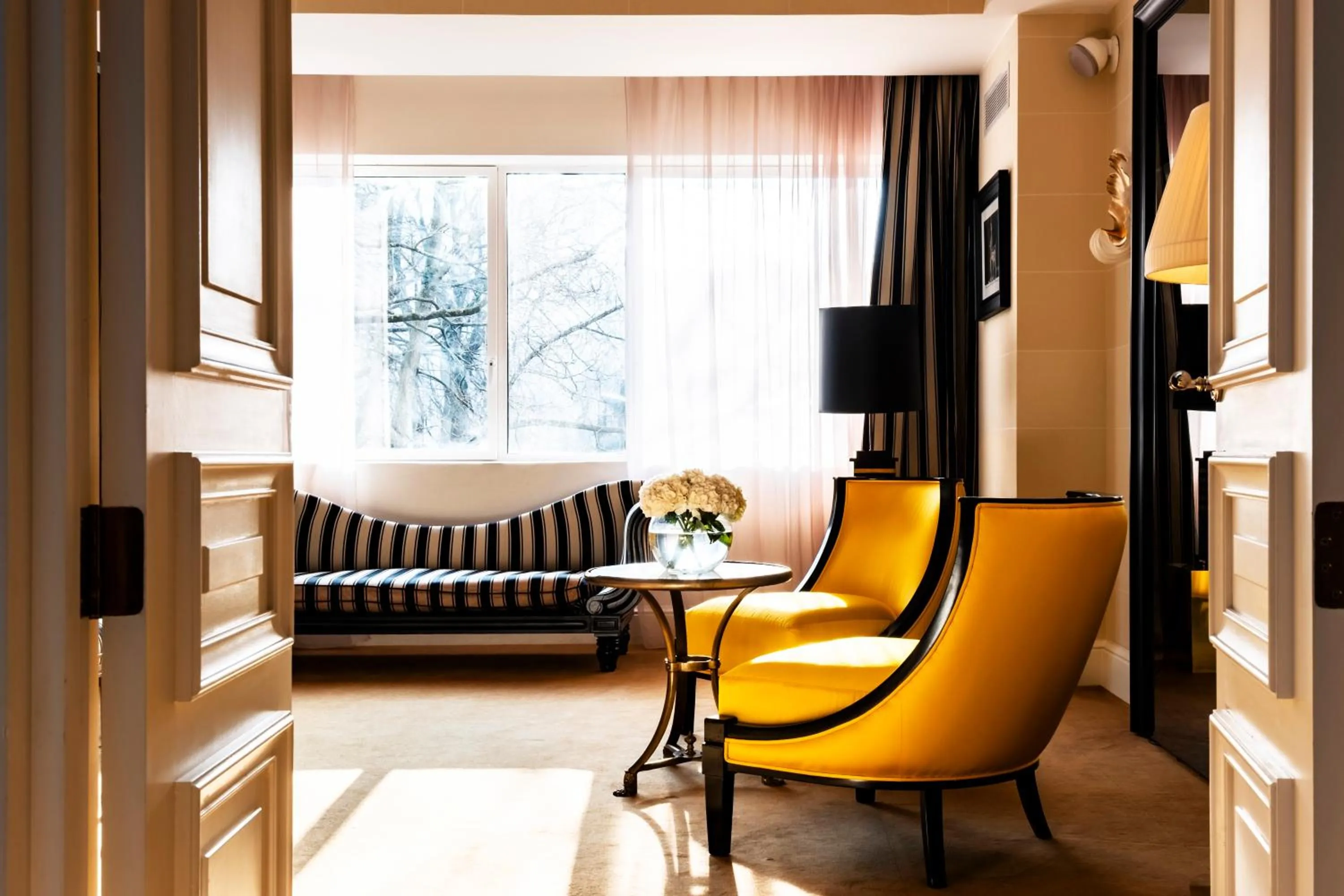 Hôtel de Berri Champs-Élysées, a Luxury Collection Hotel