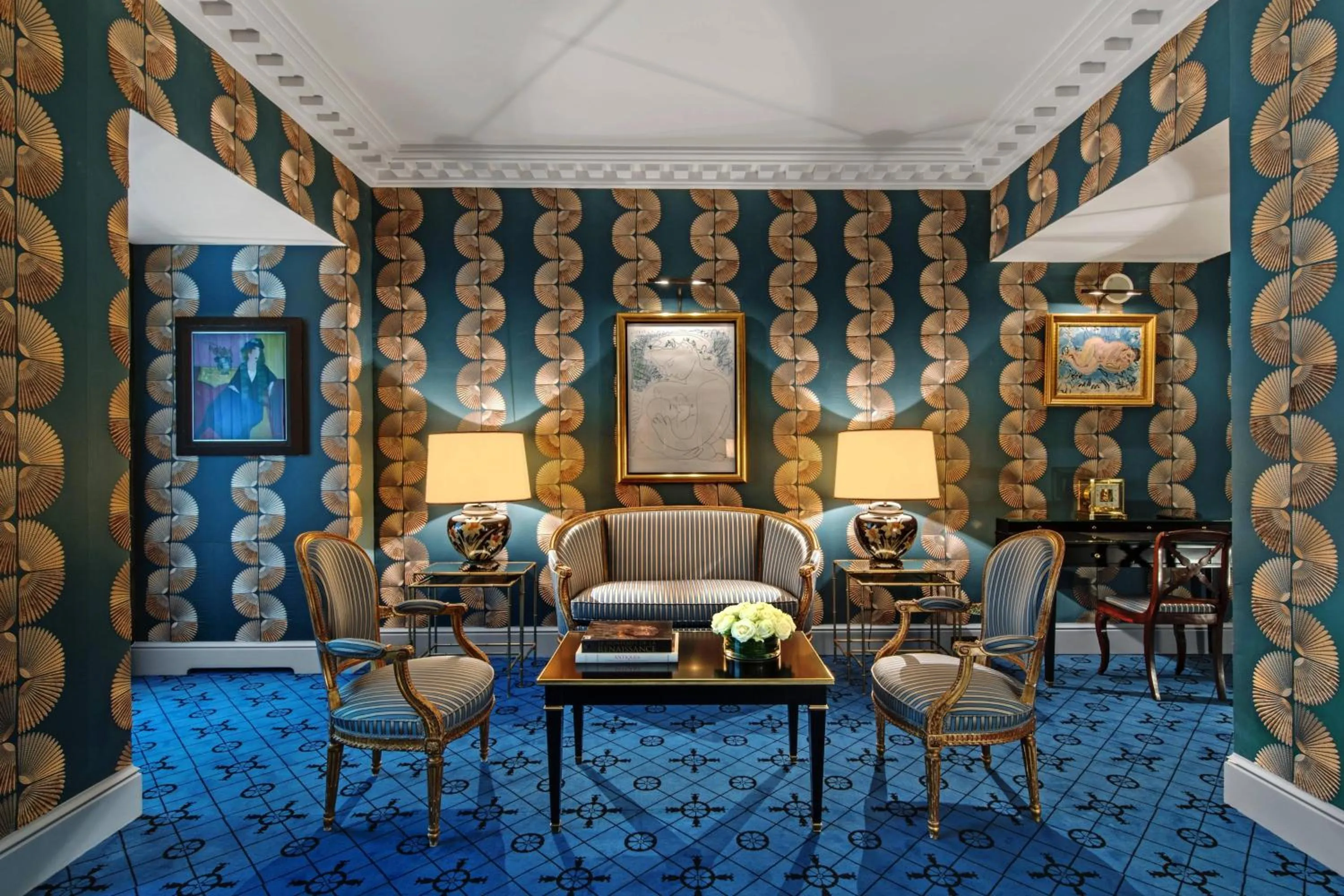 Photo of the whole room in Hôtel de Berri Champs-Élysées, a Luxury Collection Hotel