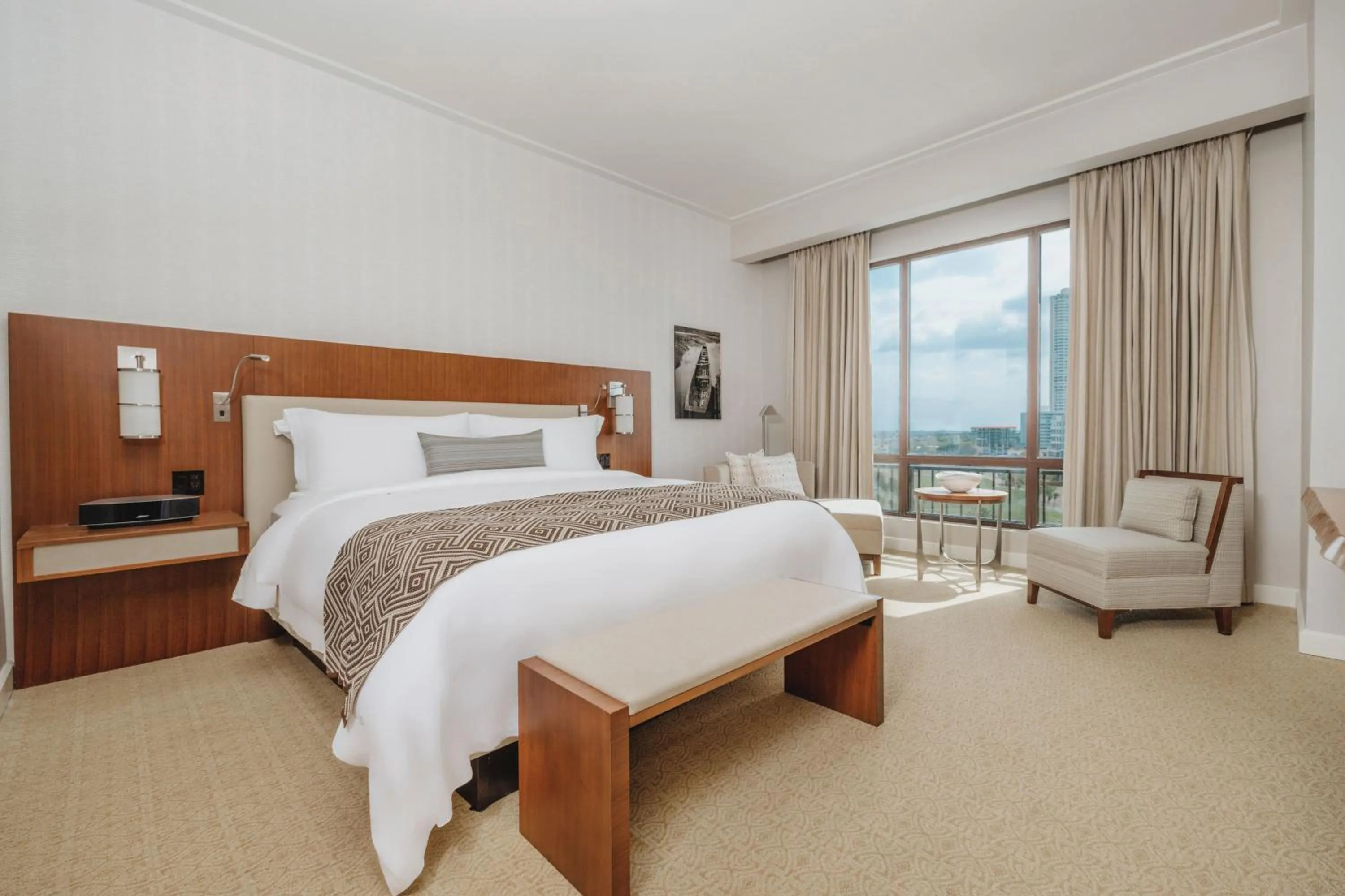 Photo of the whole room, Bed in The Santa Maria, a Luxury Collection Hotel & Golf Resort, Panama City