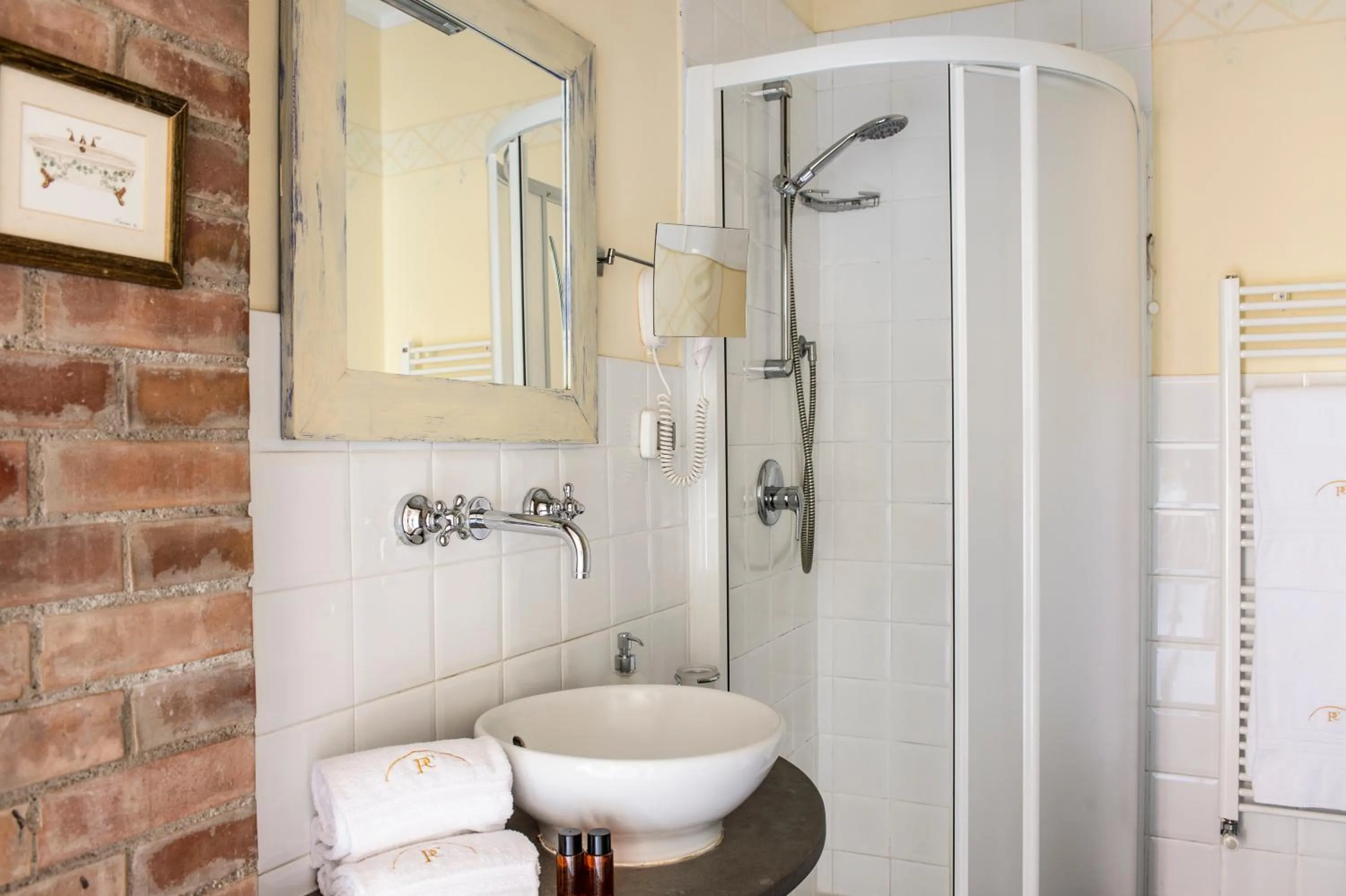 Bathroom in Porta Castellana B&B - Apartment