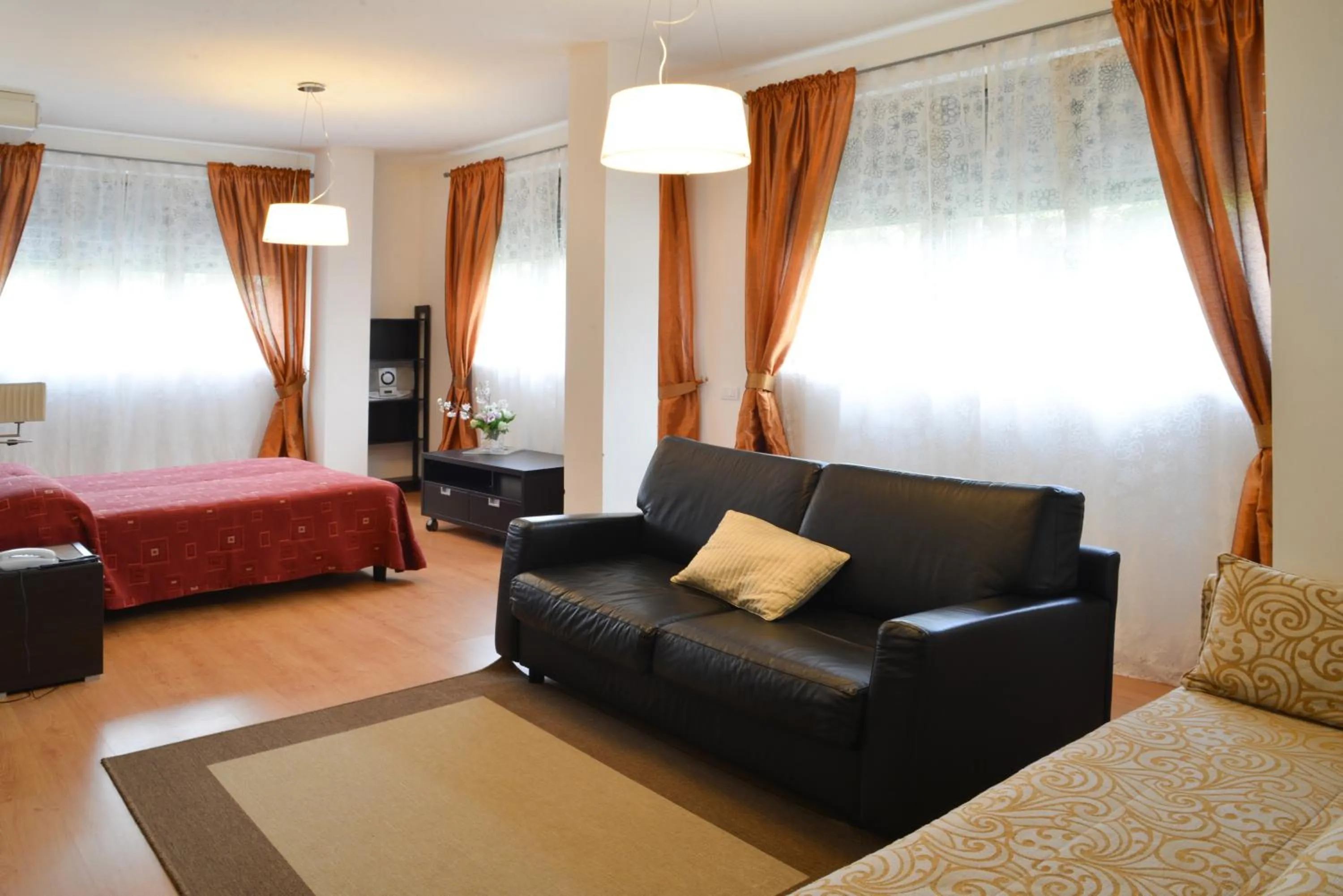 Photo of the whole room in Velòra ex Hotel Venezia