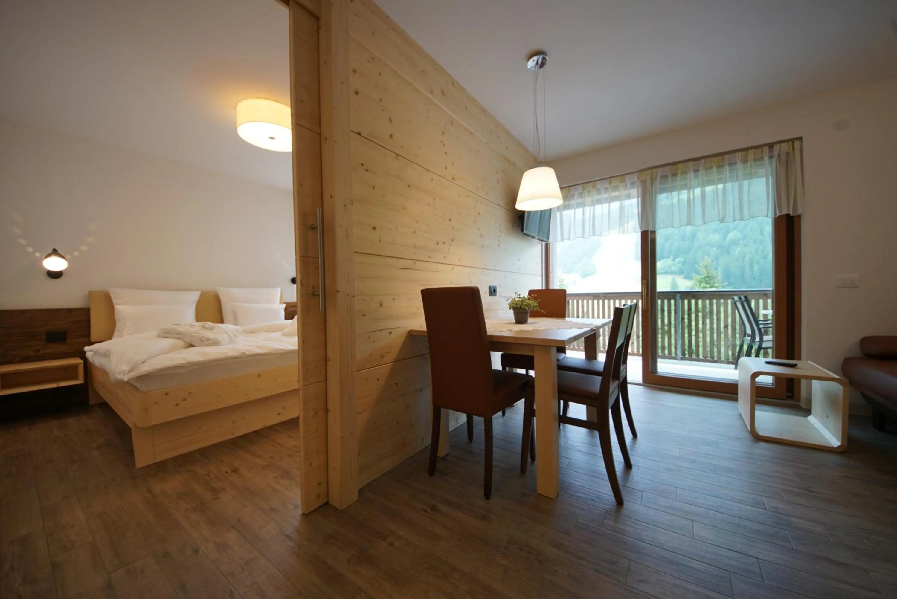 Kitchen or kitchenette, Bed in Residence Plan De Corones