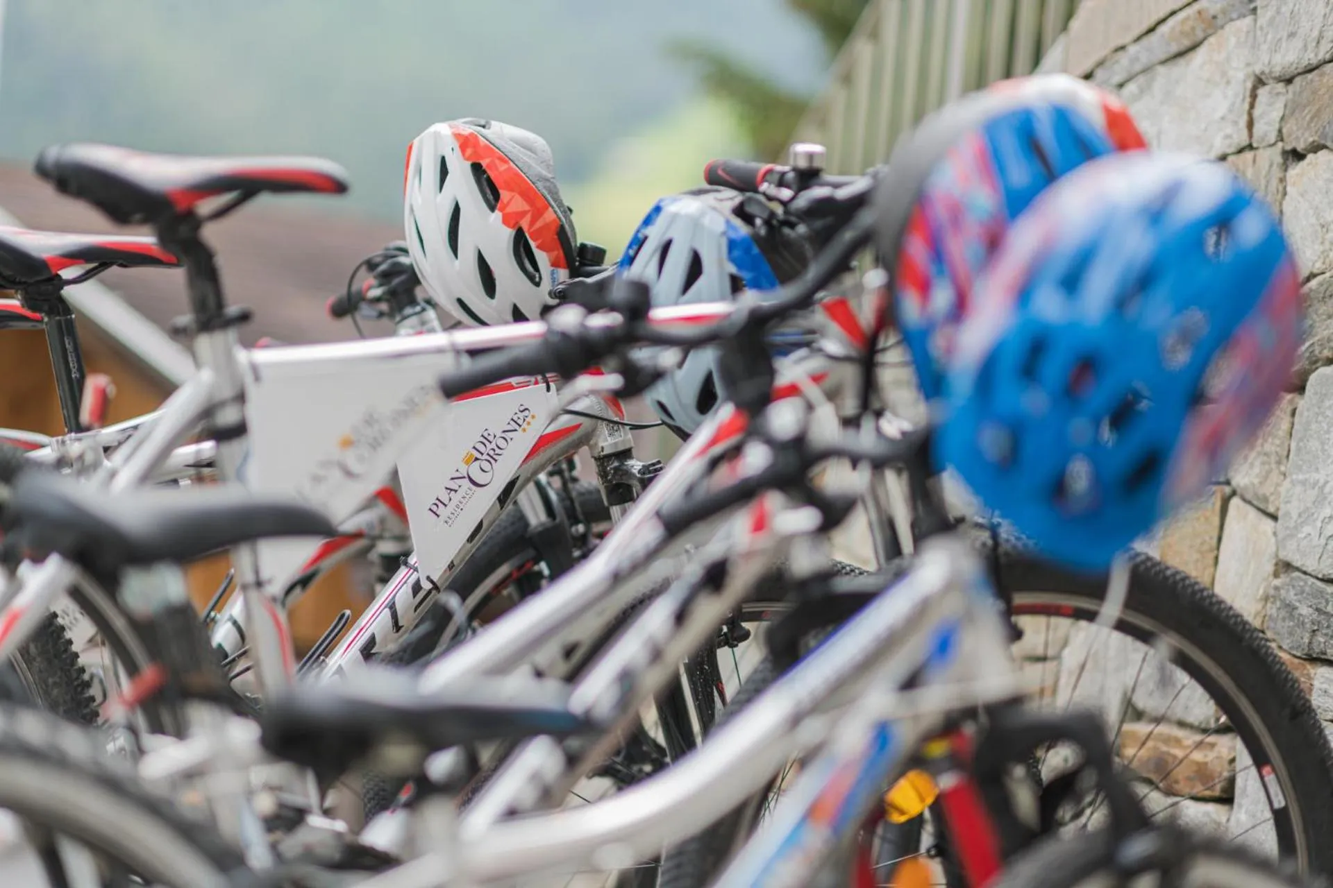 Cycling in Residence Plan De Corones