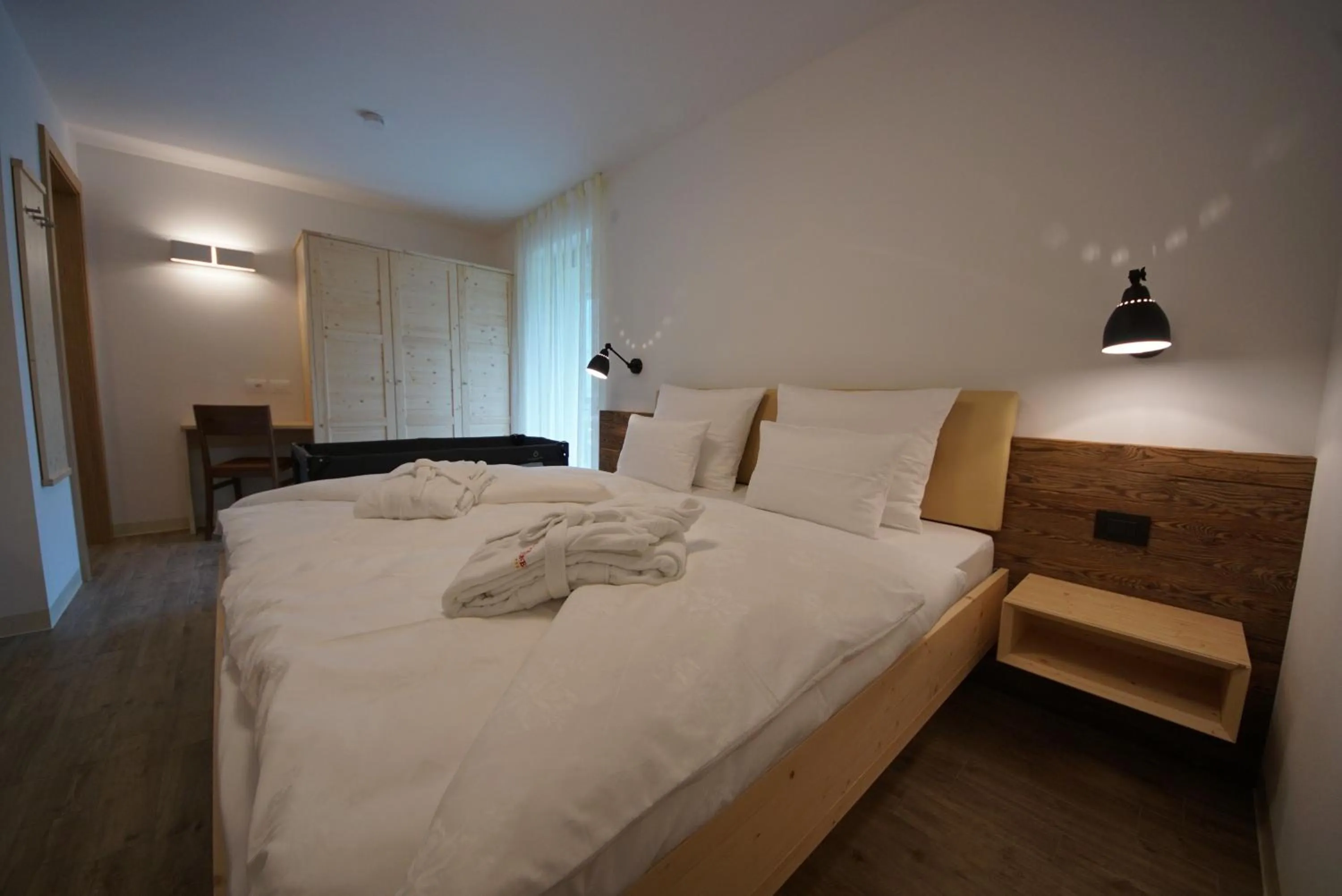 Photo of the whole room, Bed in Residence Plan De Corones