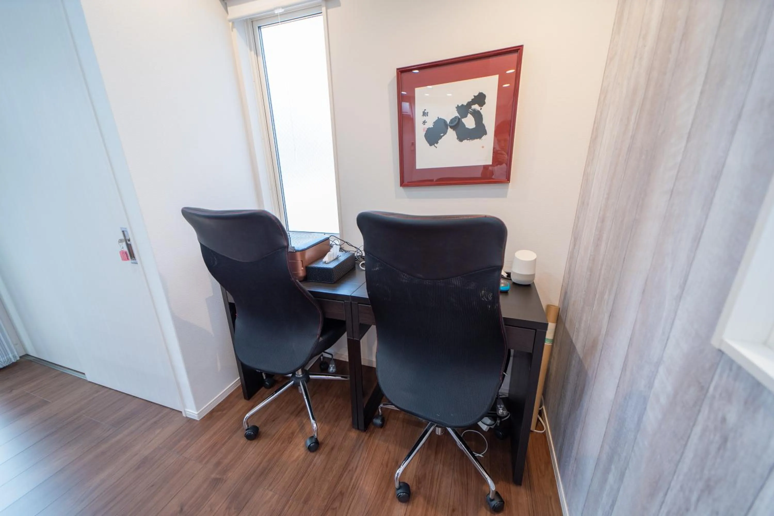 Communal lounge/ TV room in Port House Shibuya