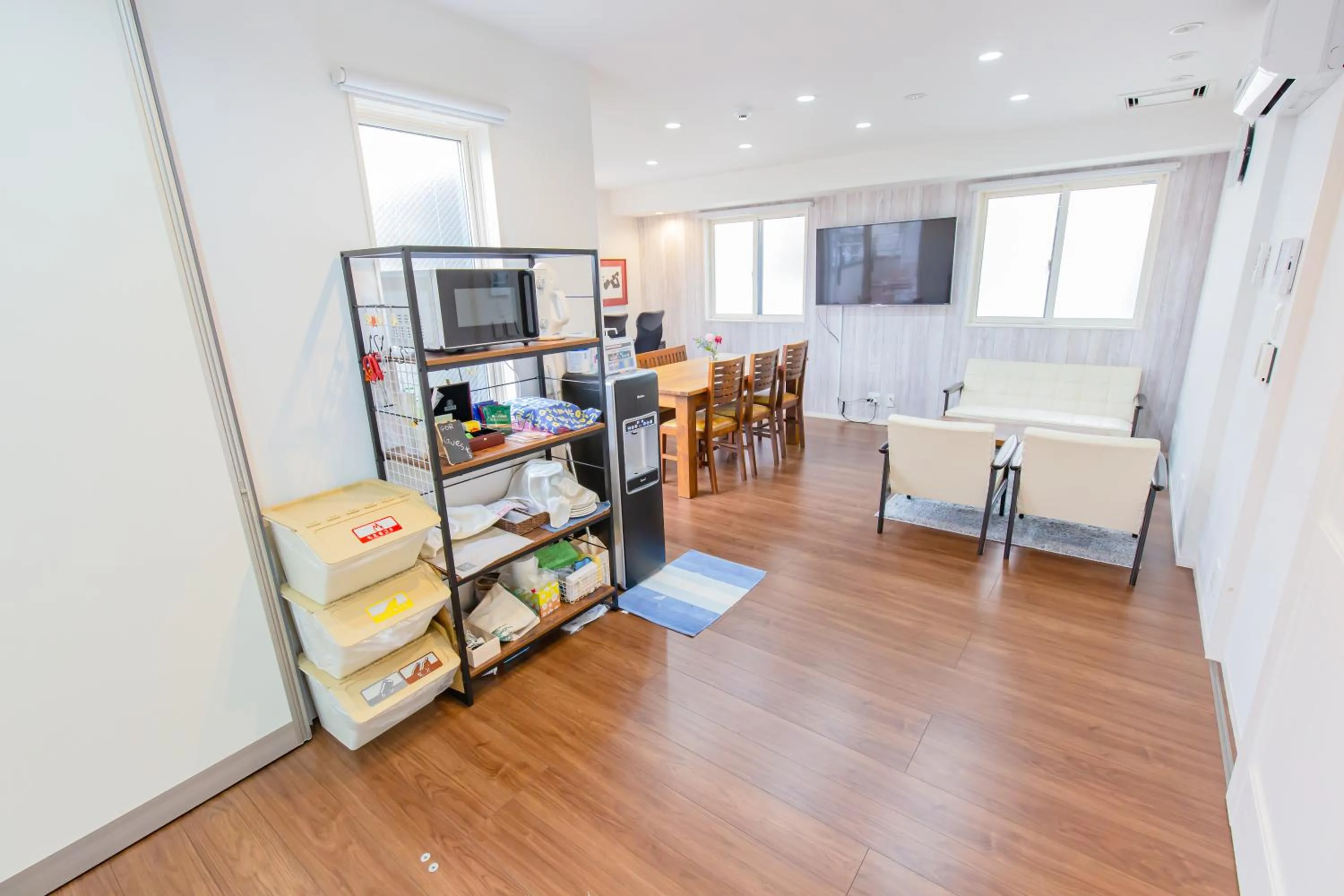 Communal lounge/ TV room in Port House Shibuya