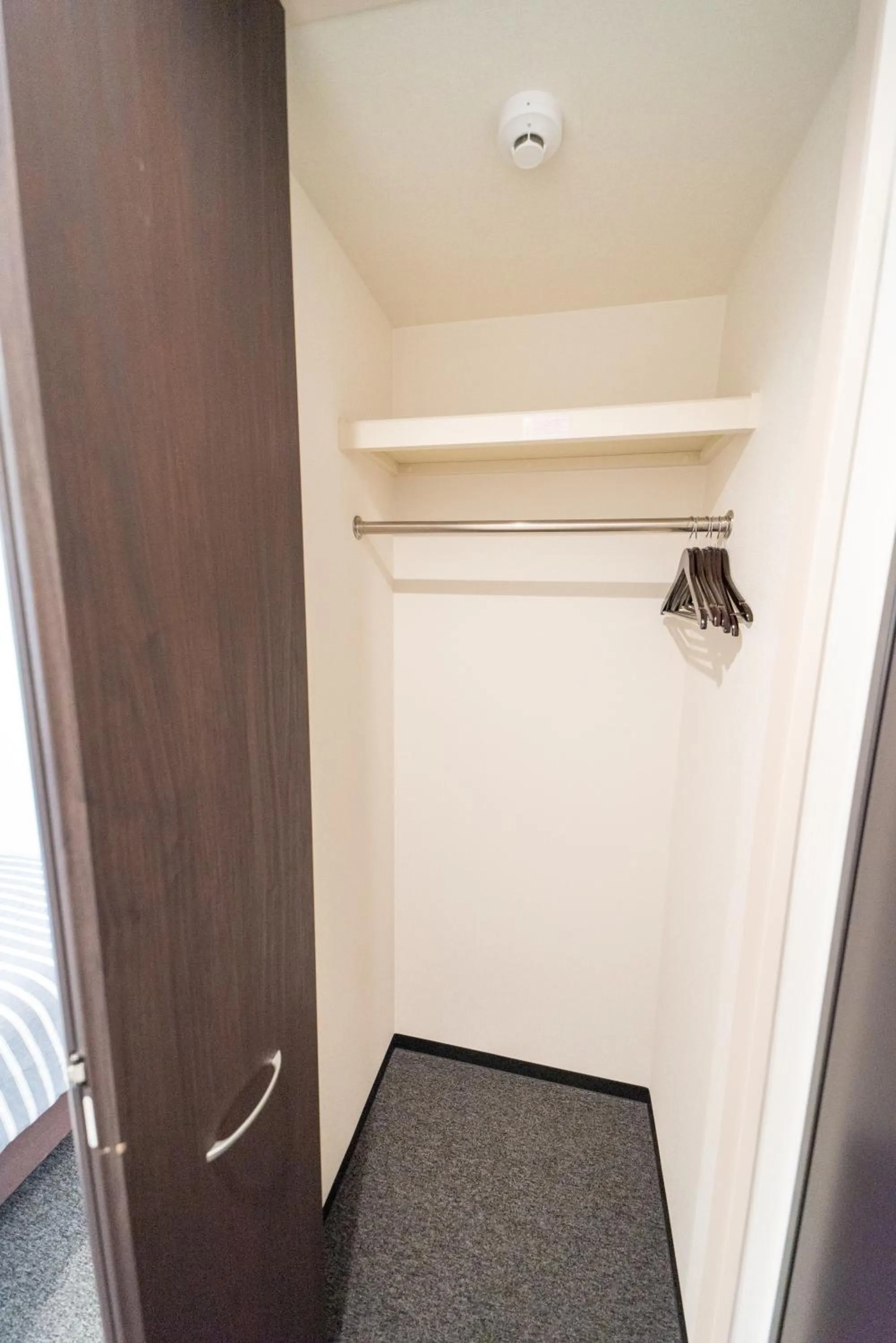 Photo of the whole room in Port House Shibuya