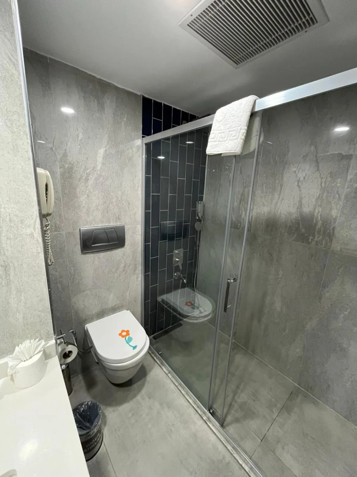 Side Palm D'or Hotel