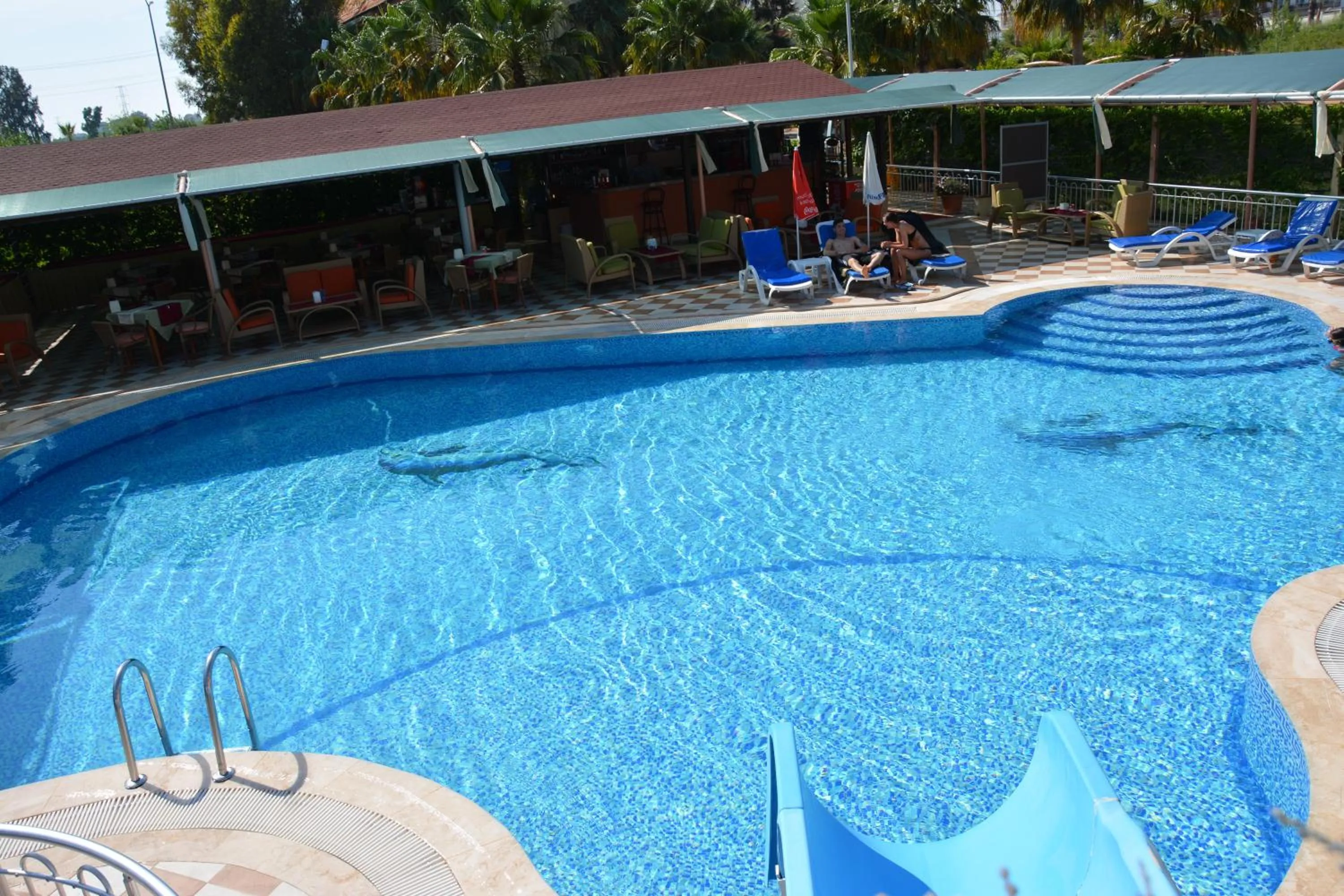 Swimming pool in Yavuzhan Hotel