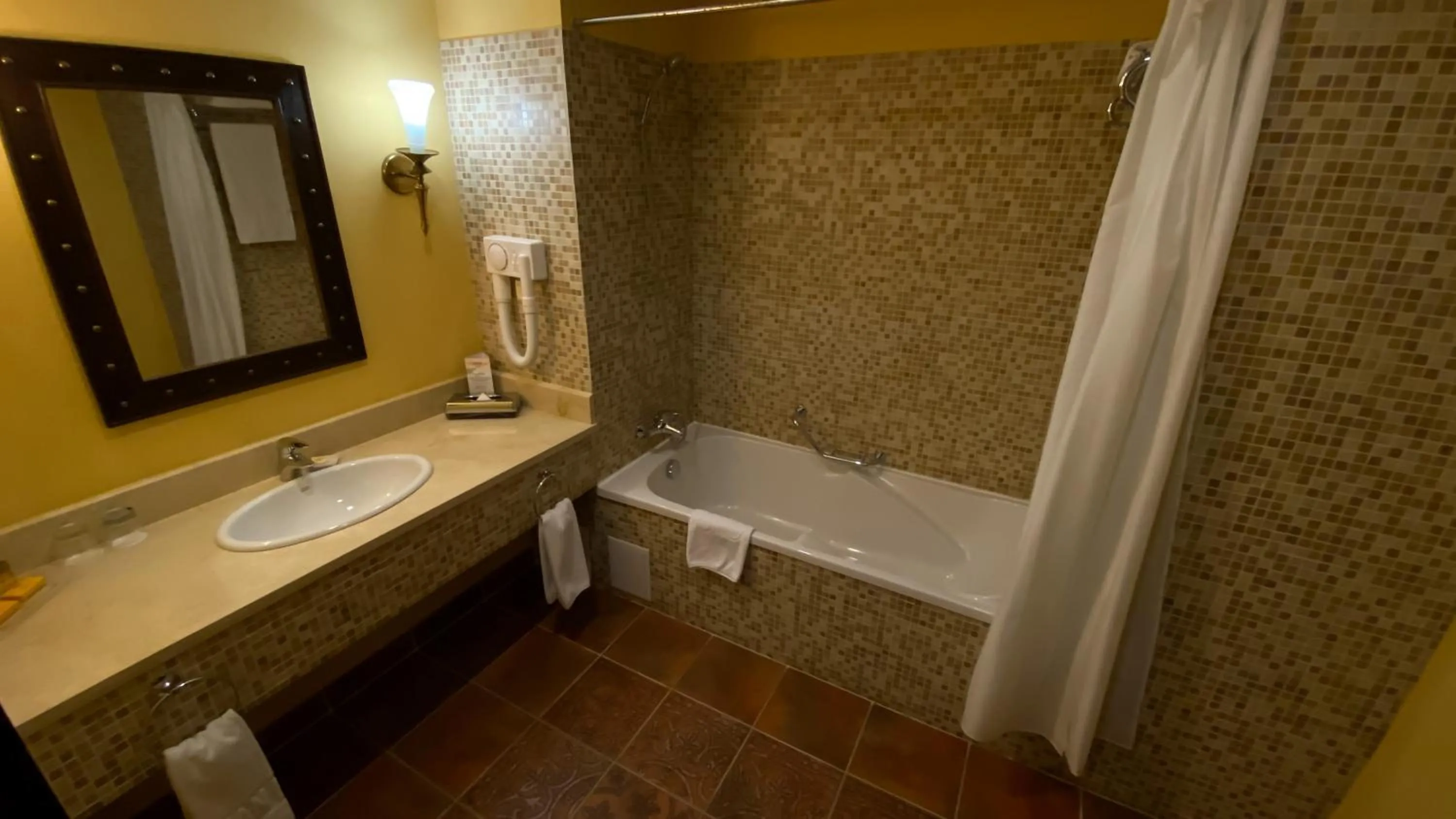 Bathroom in Samal Resort & SPA