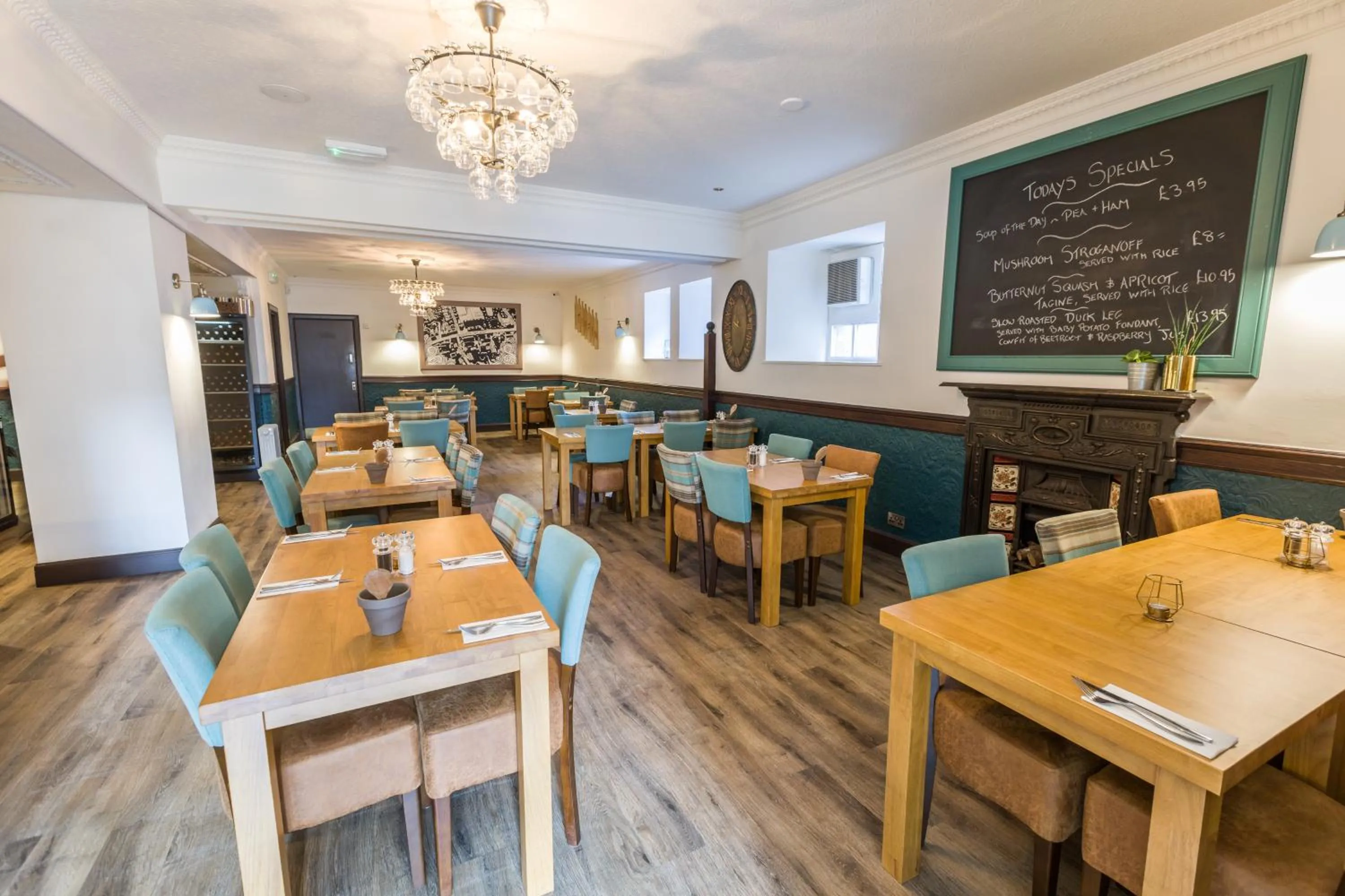 Restaurant/places to eat in The Torfin