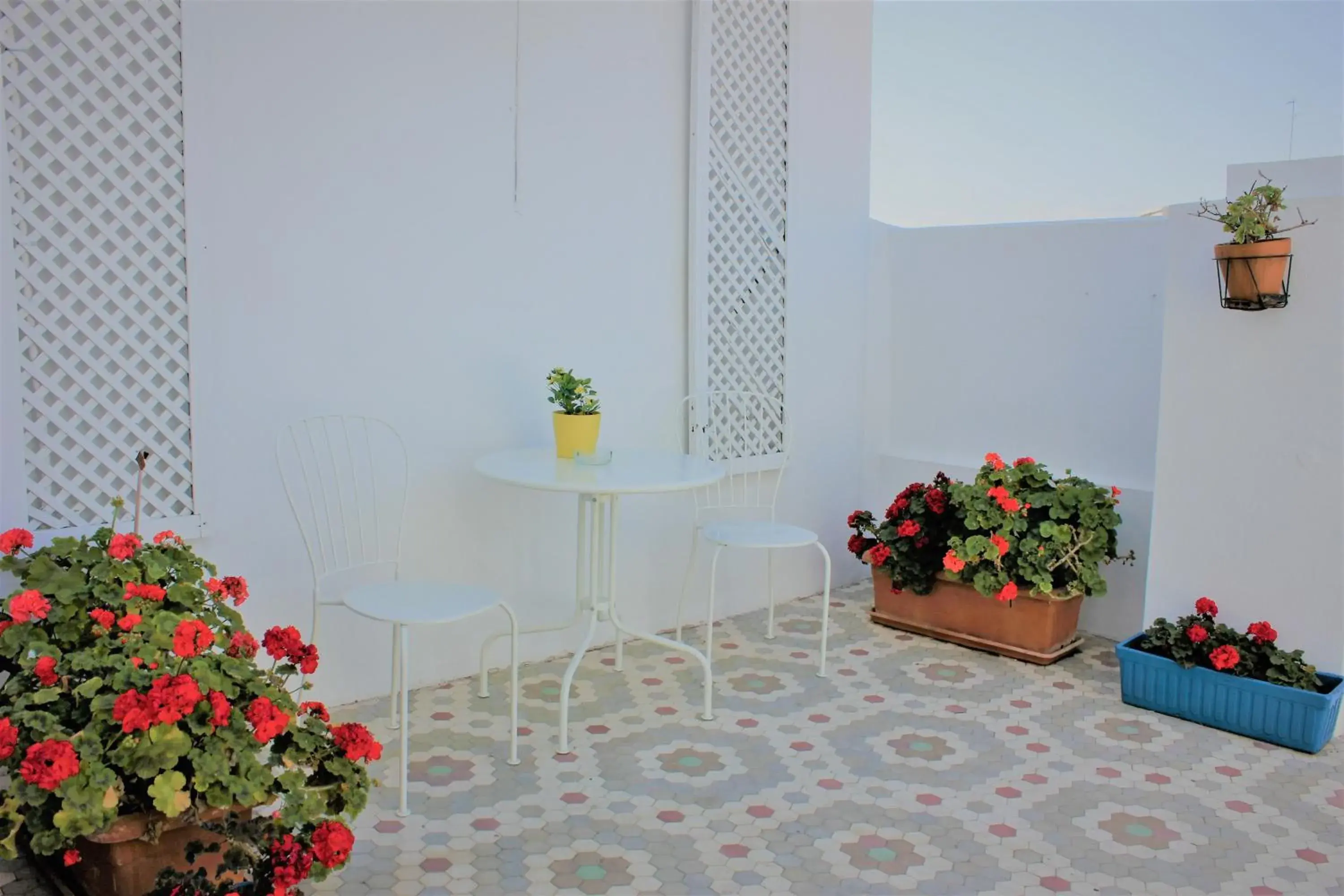 Property building in Hi Valencia Canovas Property building in Hi Valencia Canovas