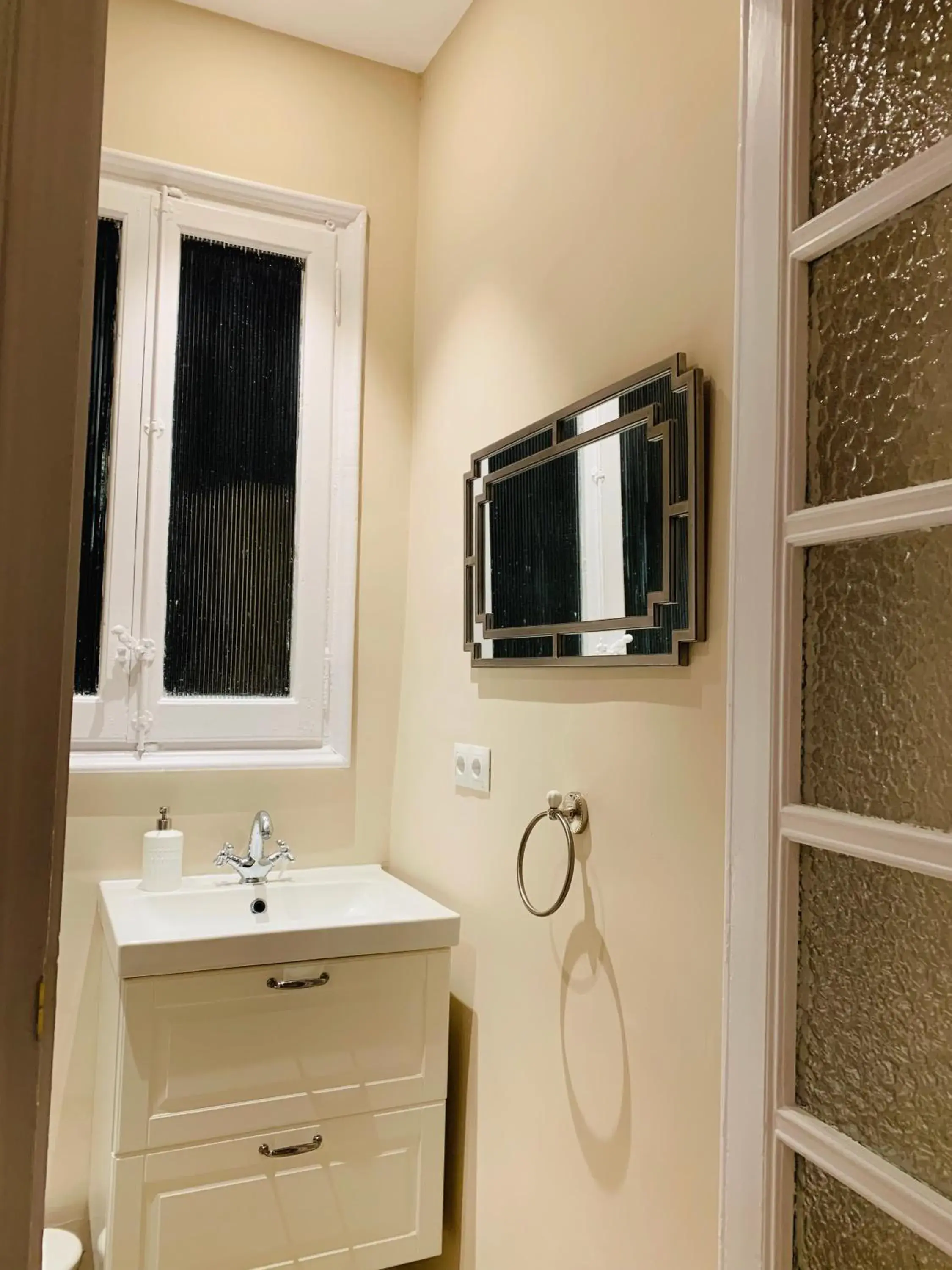 Deluxe Apartment in Hi Valencia Canovas Deluxe Apartment in Hi Valencia Canovas