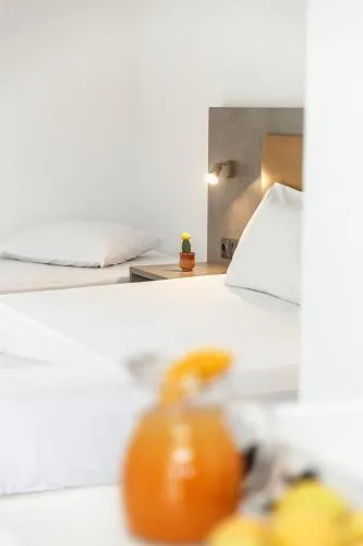 Vamvini Hotel