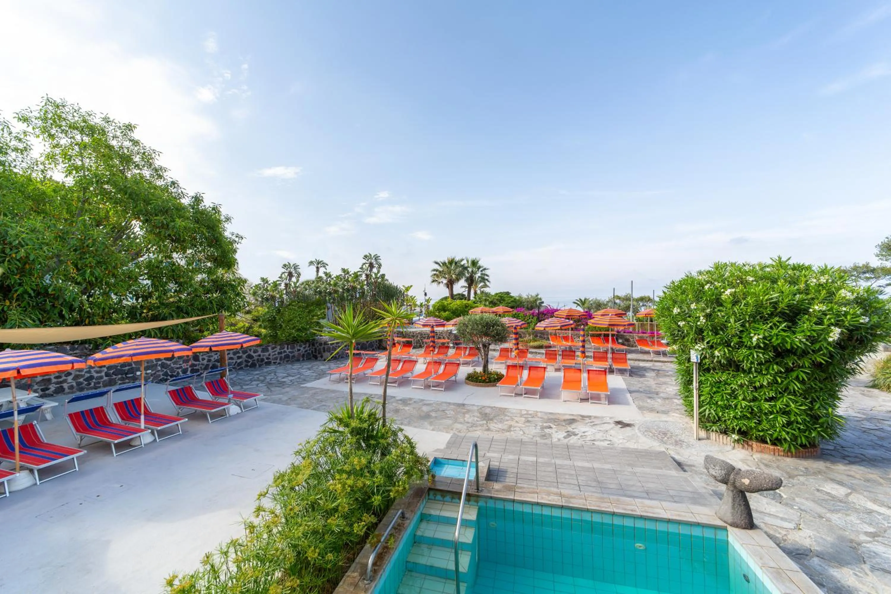 Swimming pool in Hotel La Mandorla