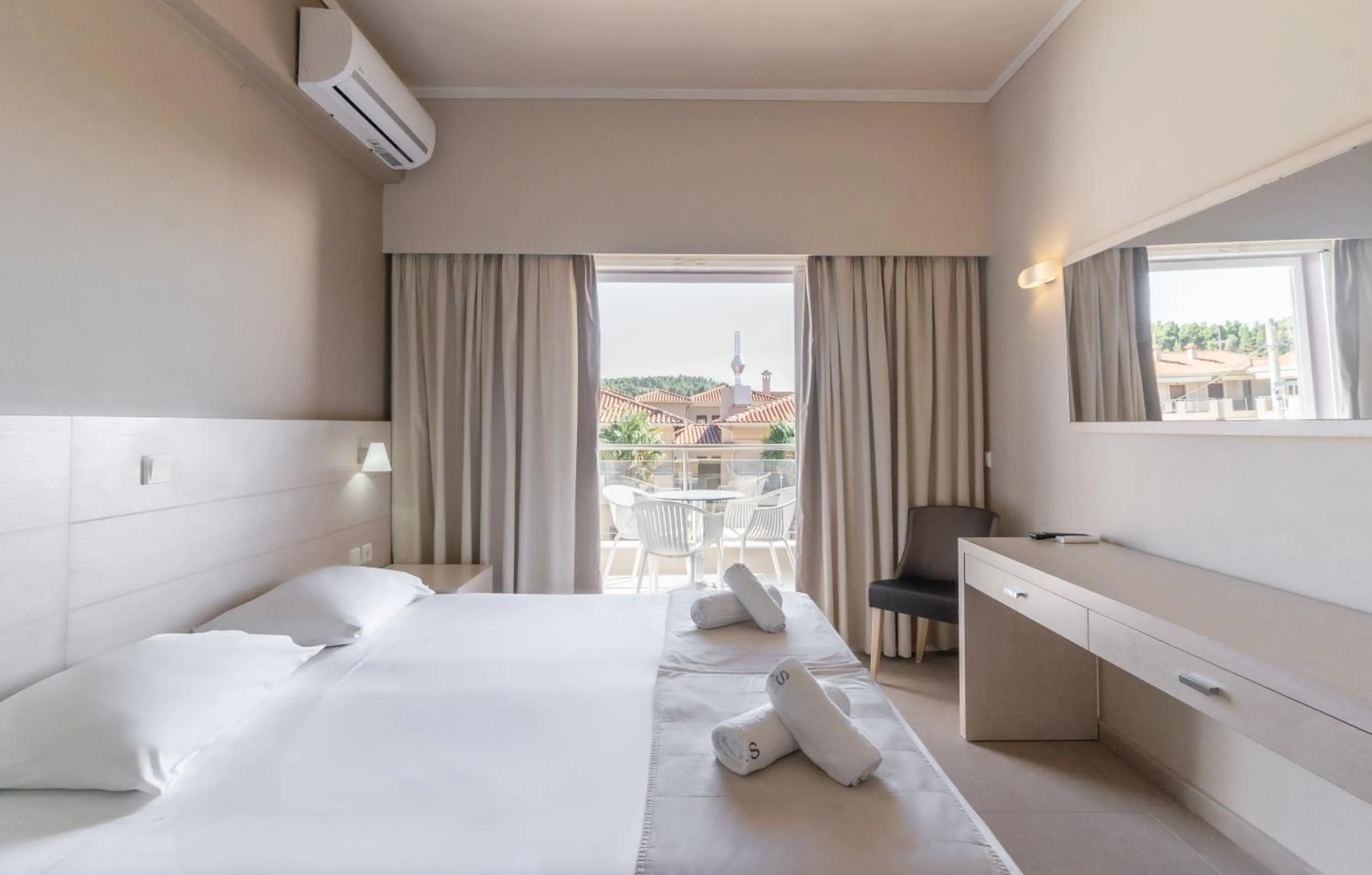 Bed in Siviris Golden Beach