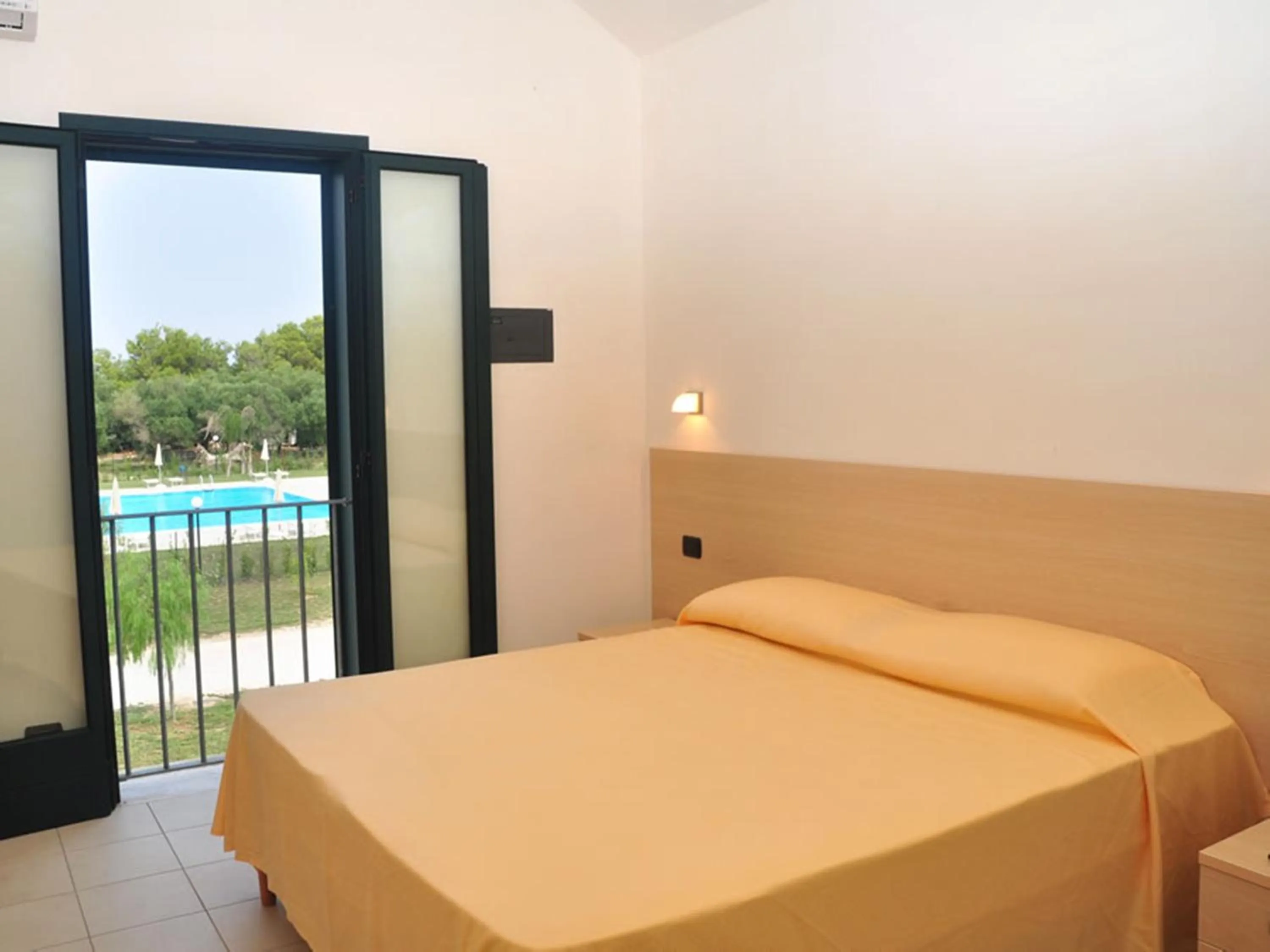 Bedroom, Bed in Residence - Blu Mare Alimini