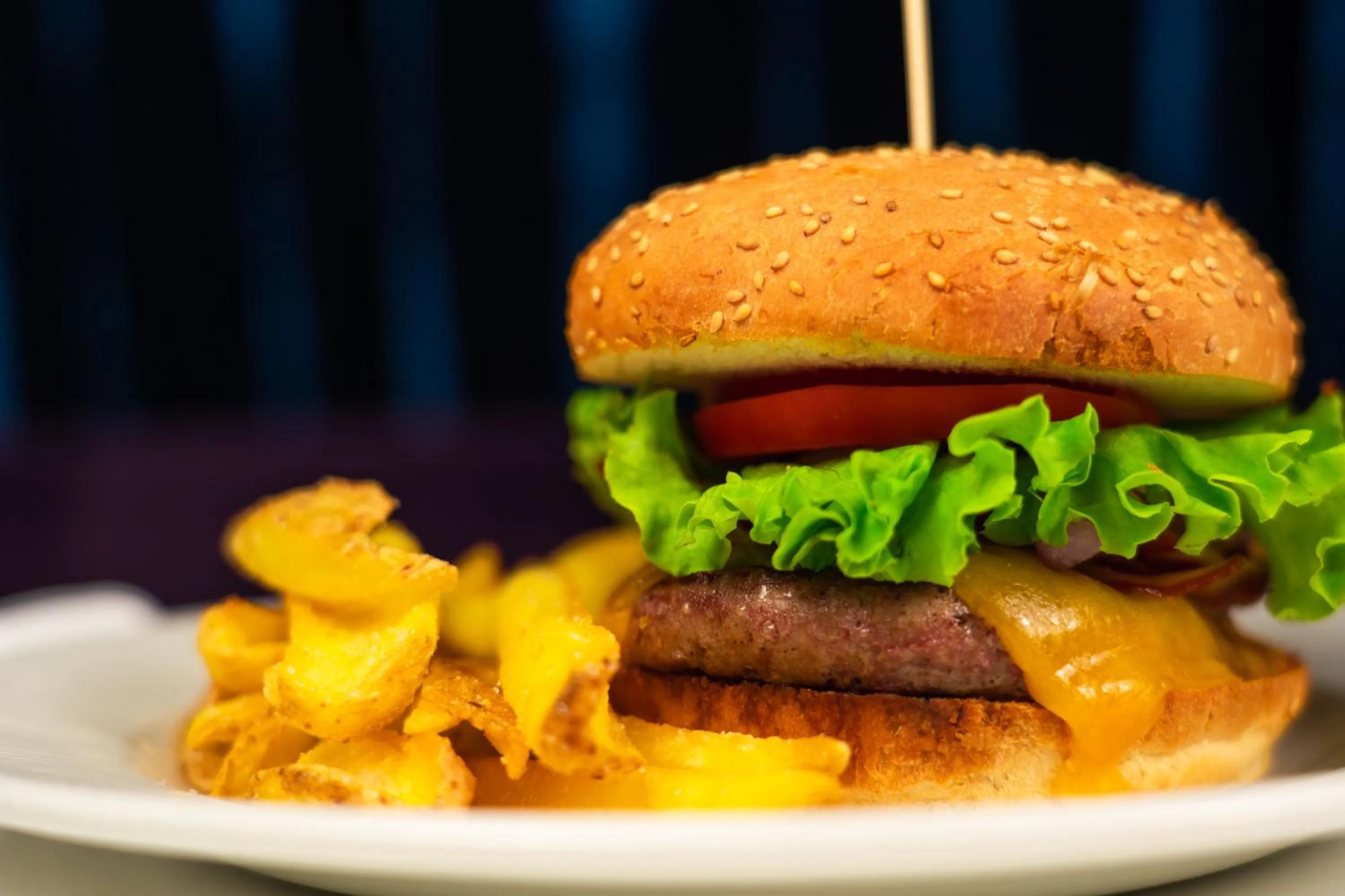 Restaurant/places to eat in Emotional Grand Motel