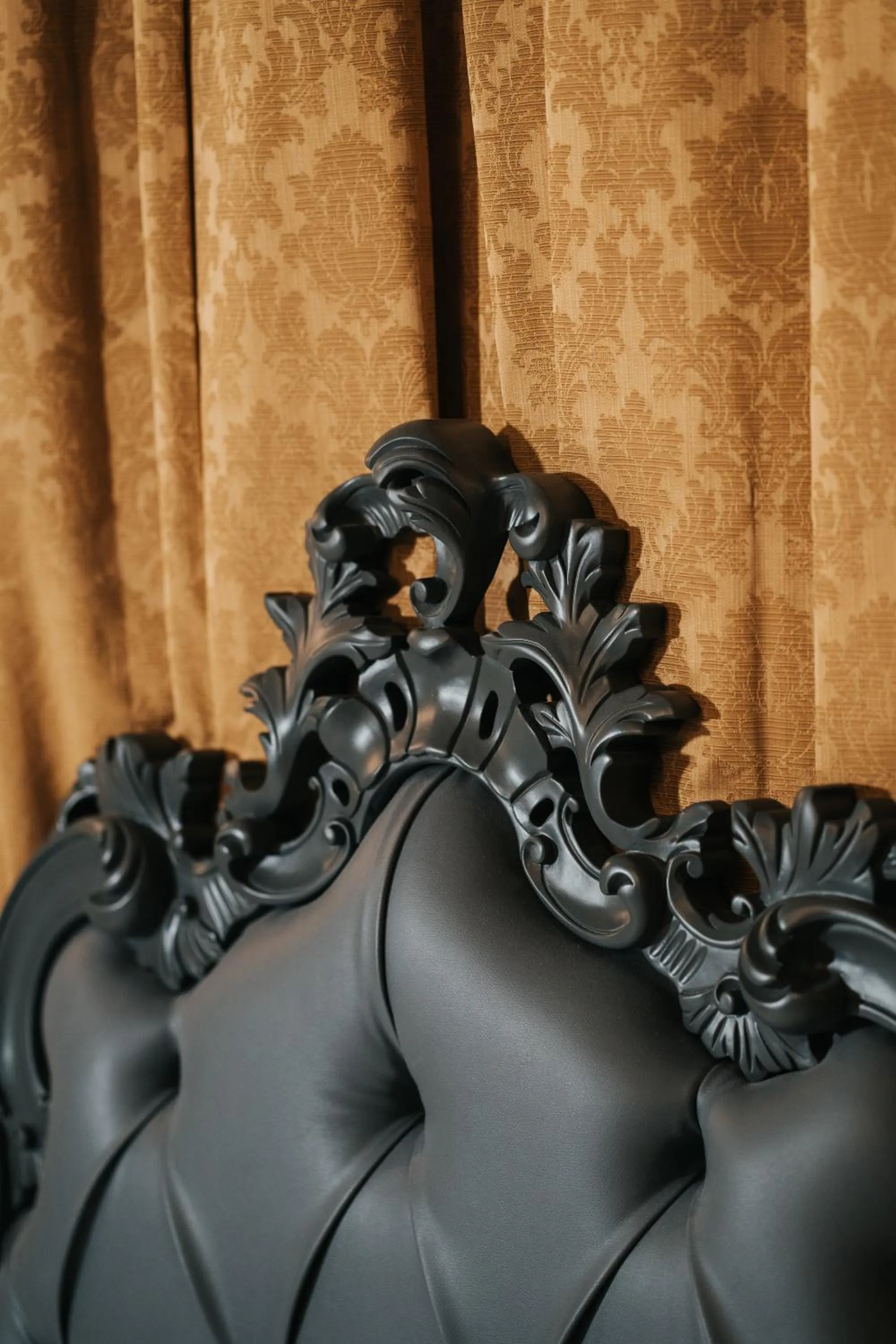 Decorative detail in Emotional Grand Motel