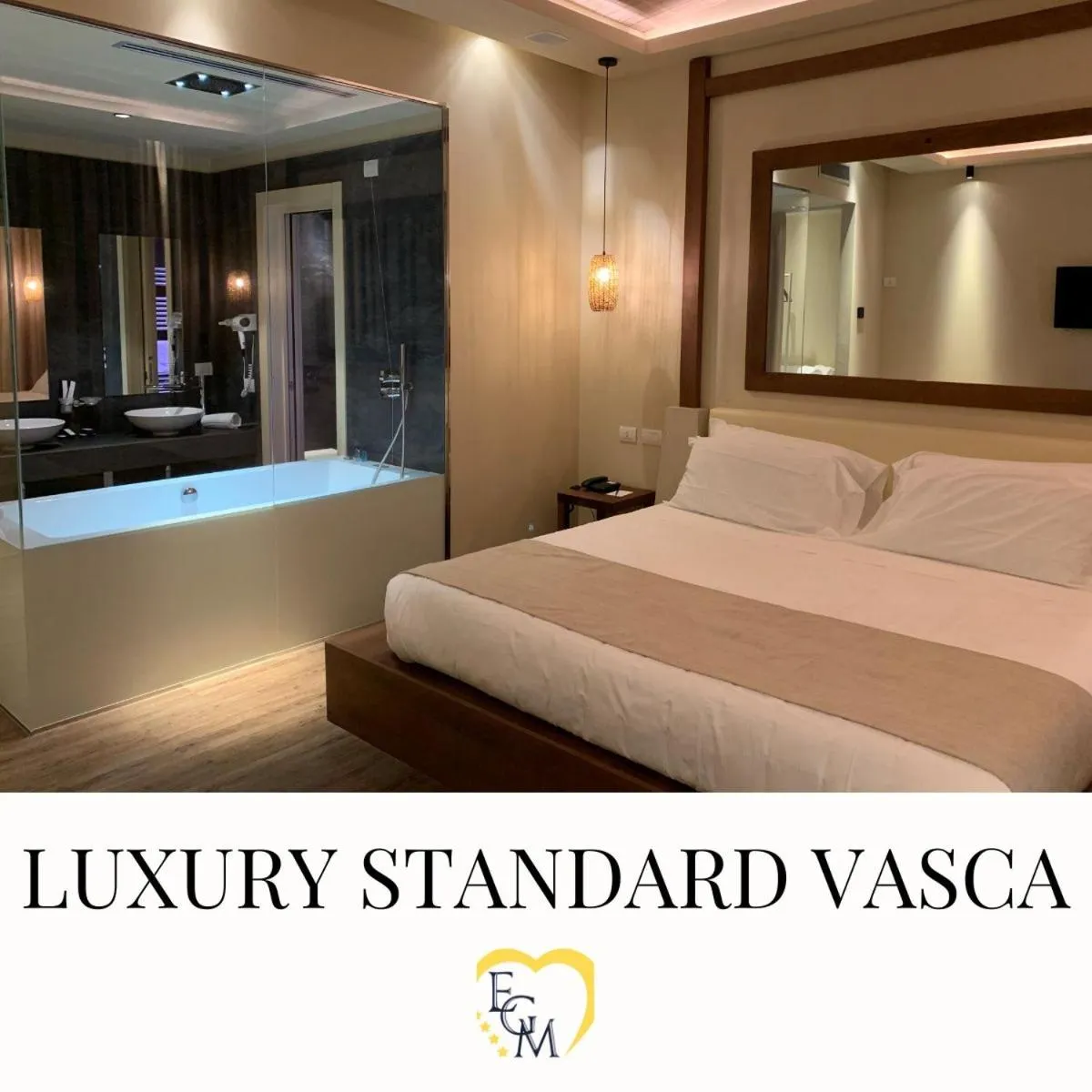 Photo of the whole room, Bed in Emotional Grand Motel