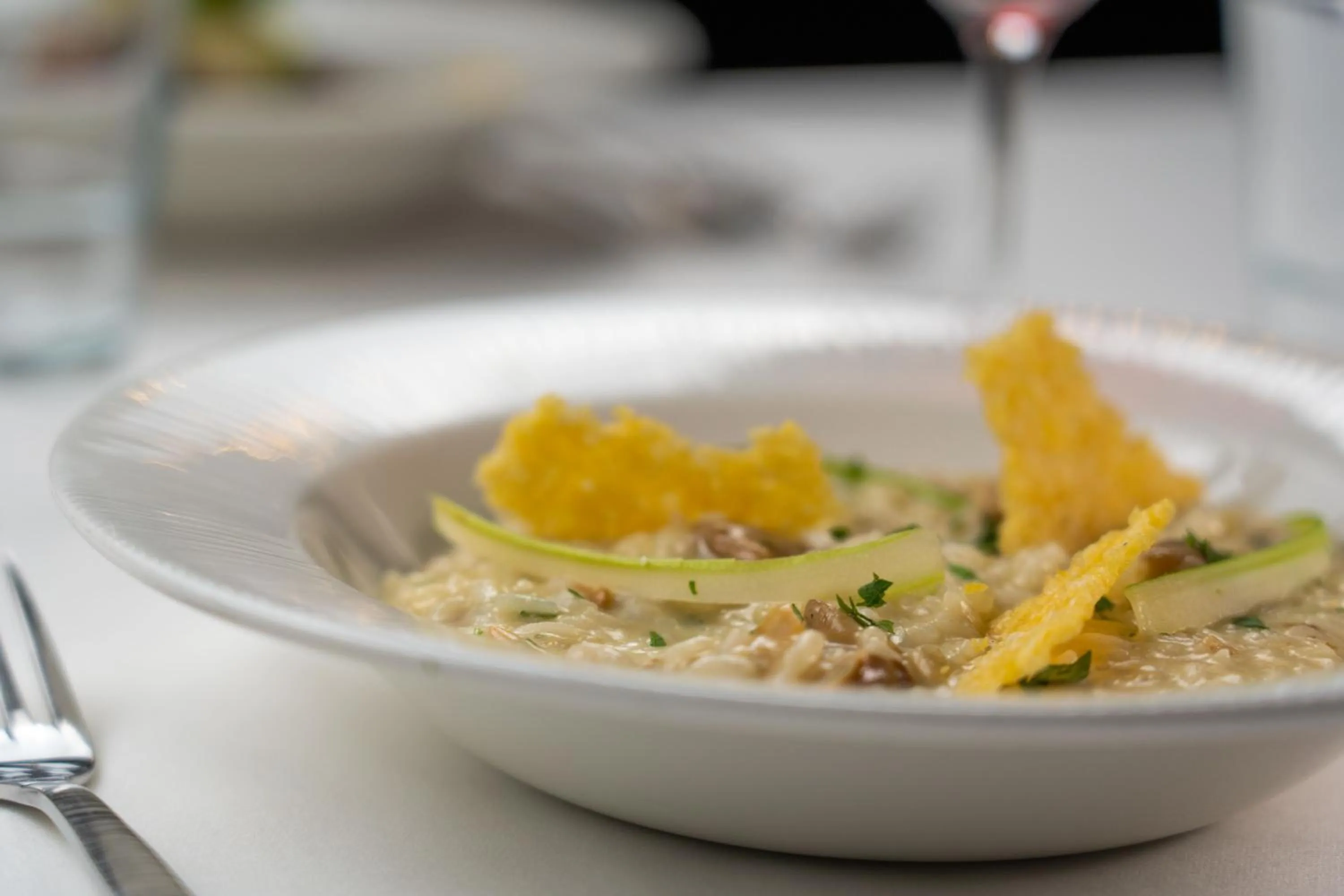 Restaurant/places to eat in Emotional Grand Motel