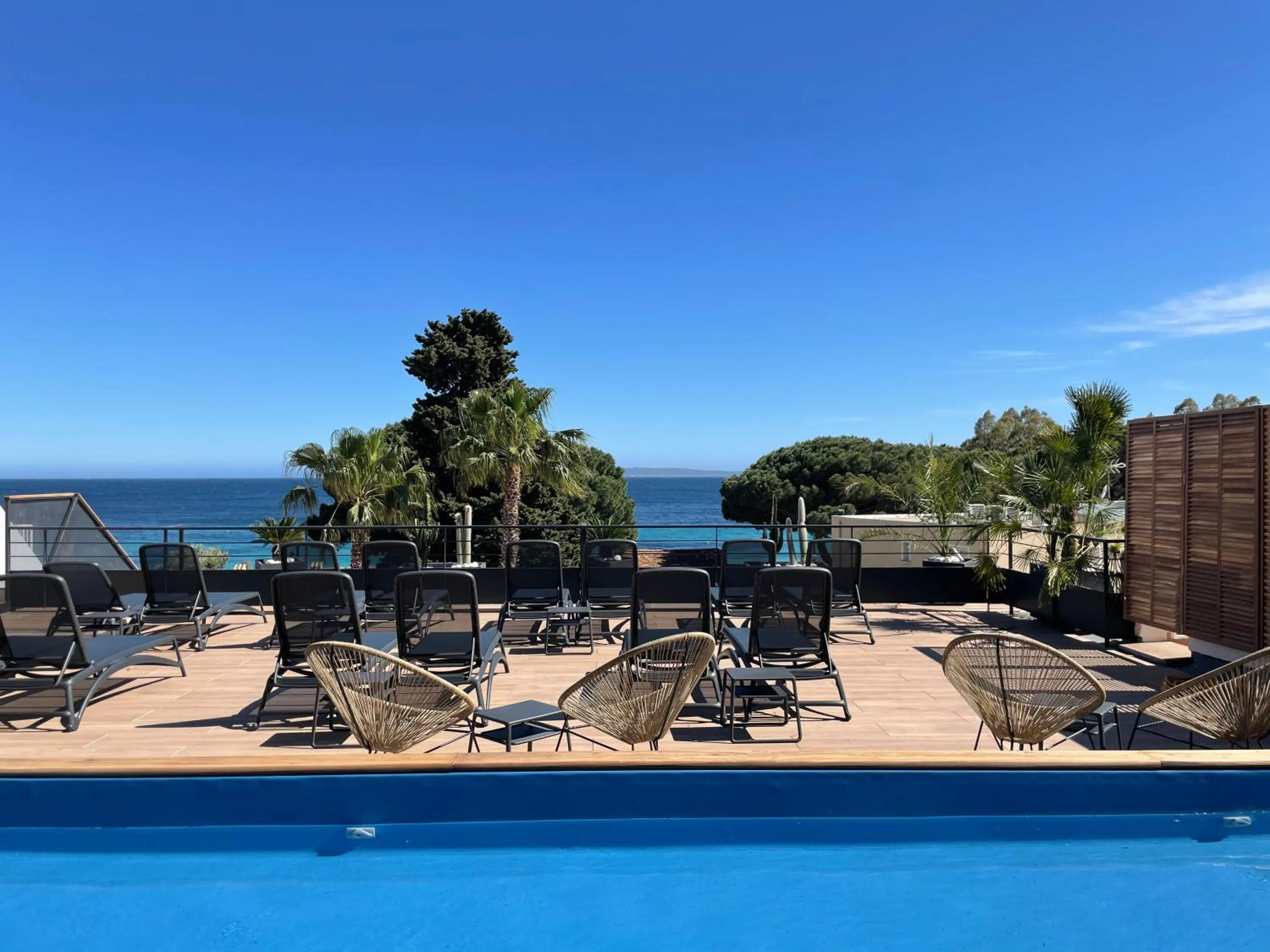 Swimming pool in Les Alcyons