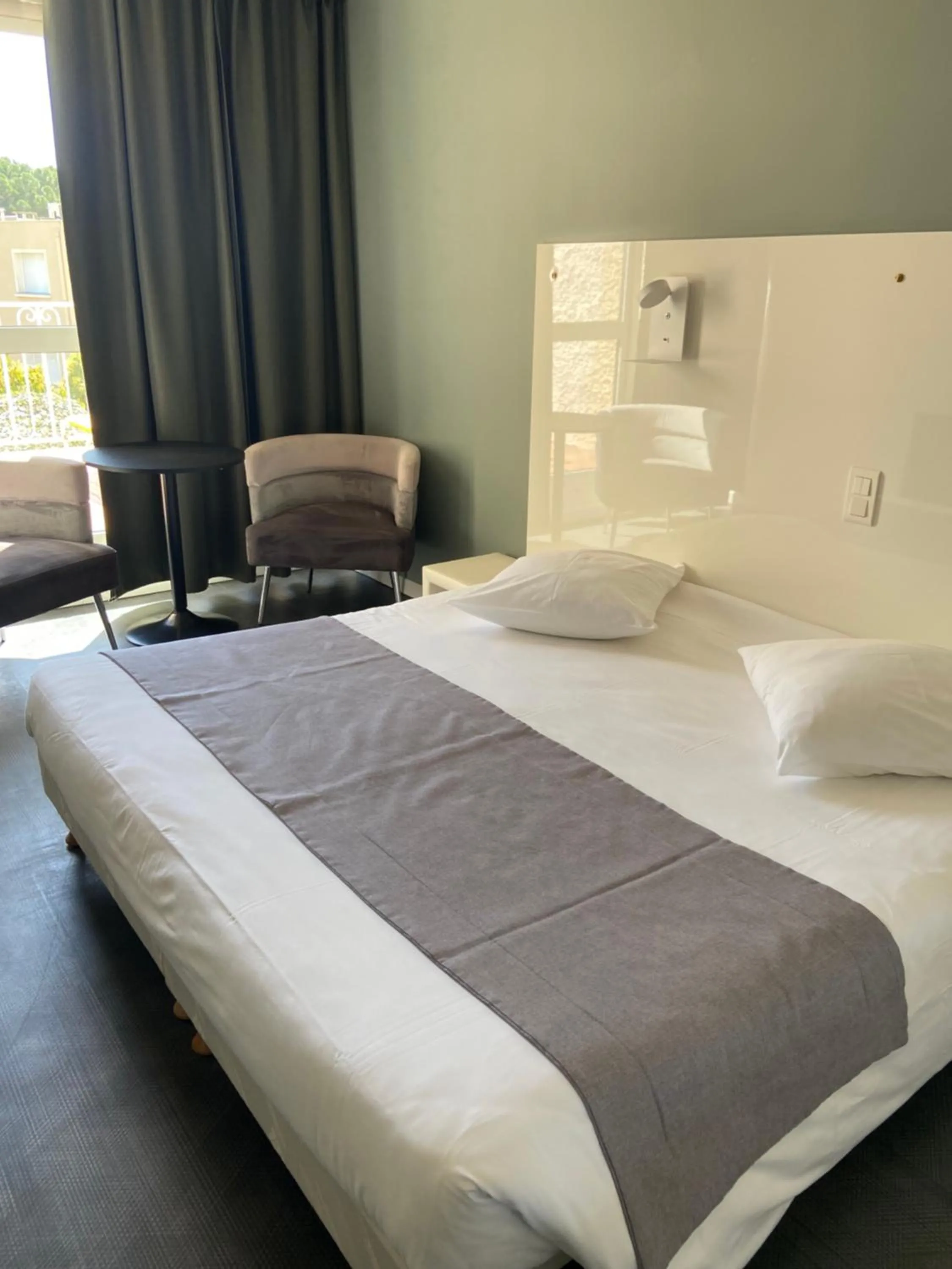 Bedroom in Les Alcyons