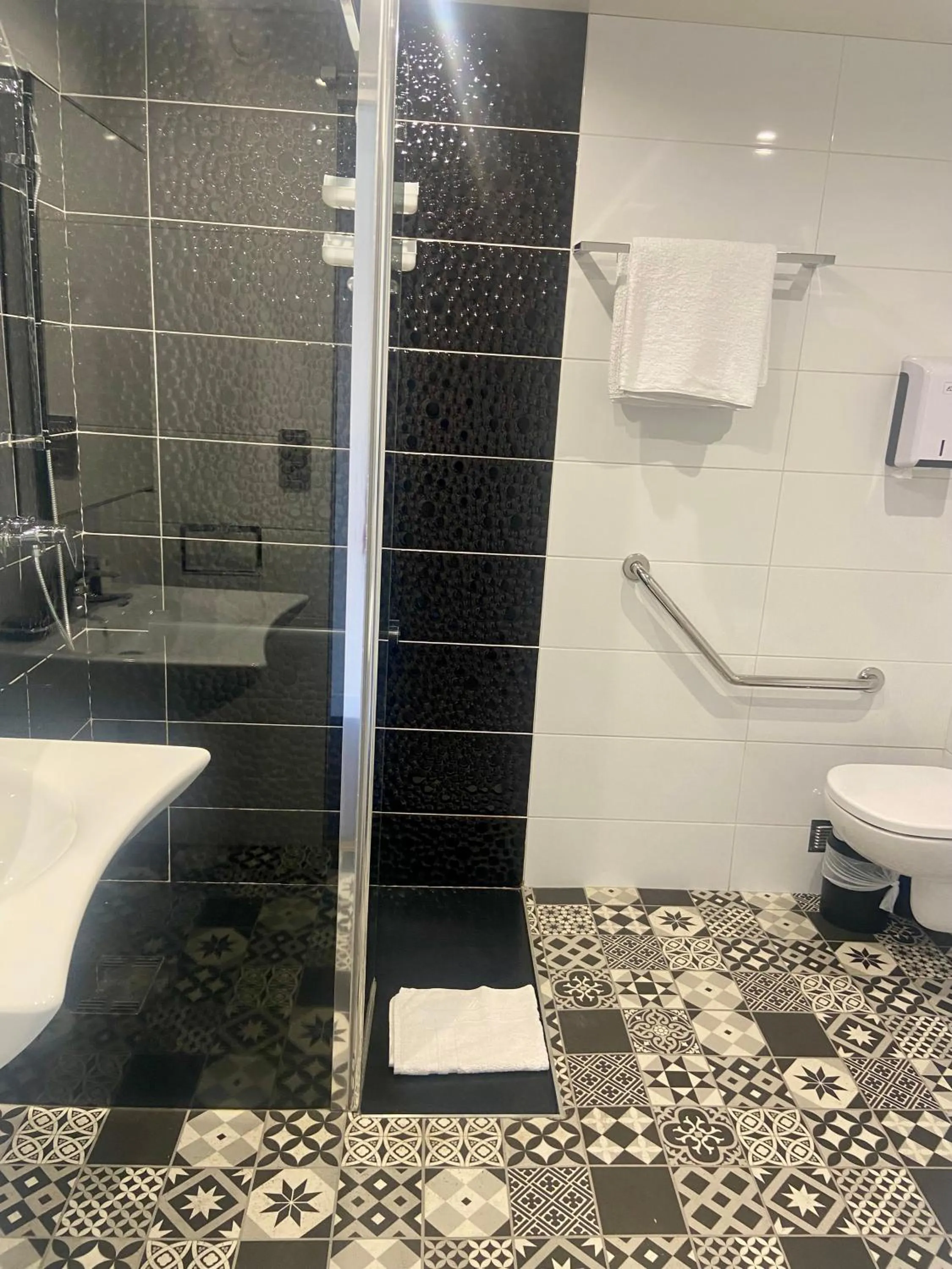 Bathroom in Les Alcyons