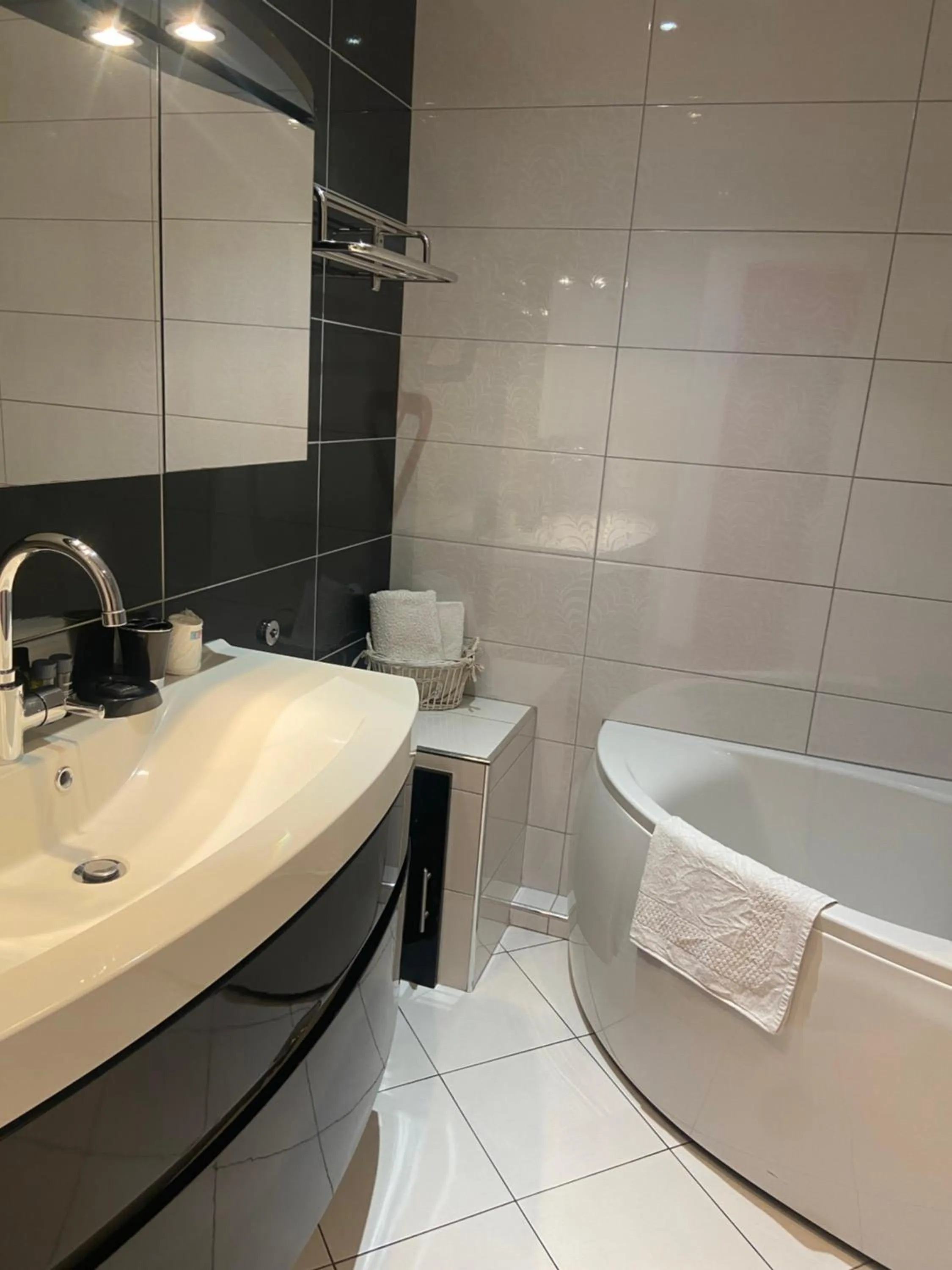 Bathroom in Les Alcyons